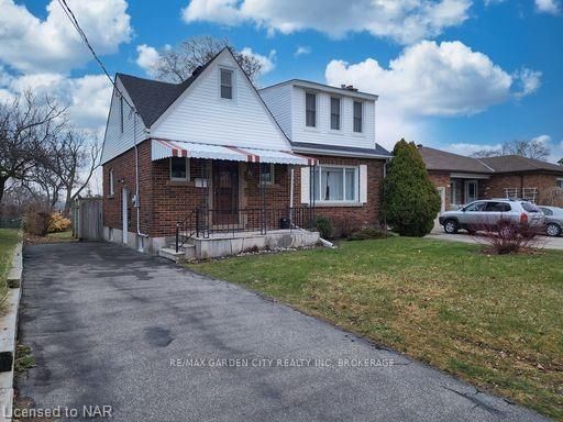 Photo 3 of 86 Queen Street N, Thorold, Thorold Downtown — HOMEH