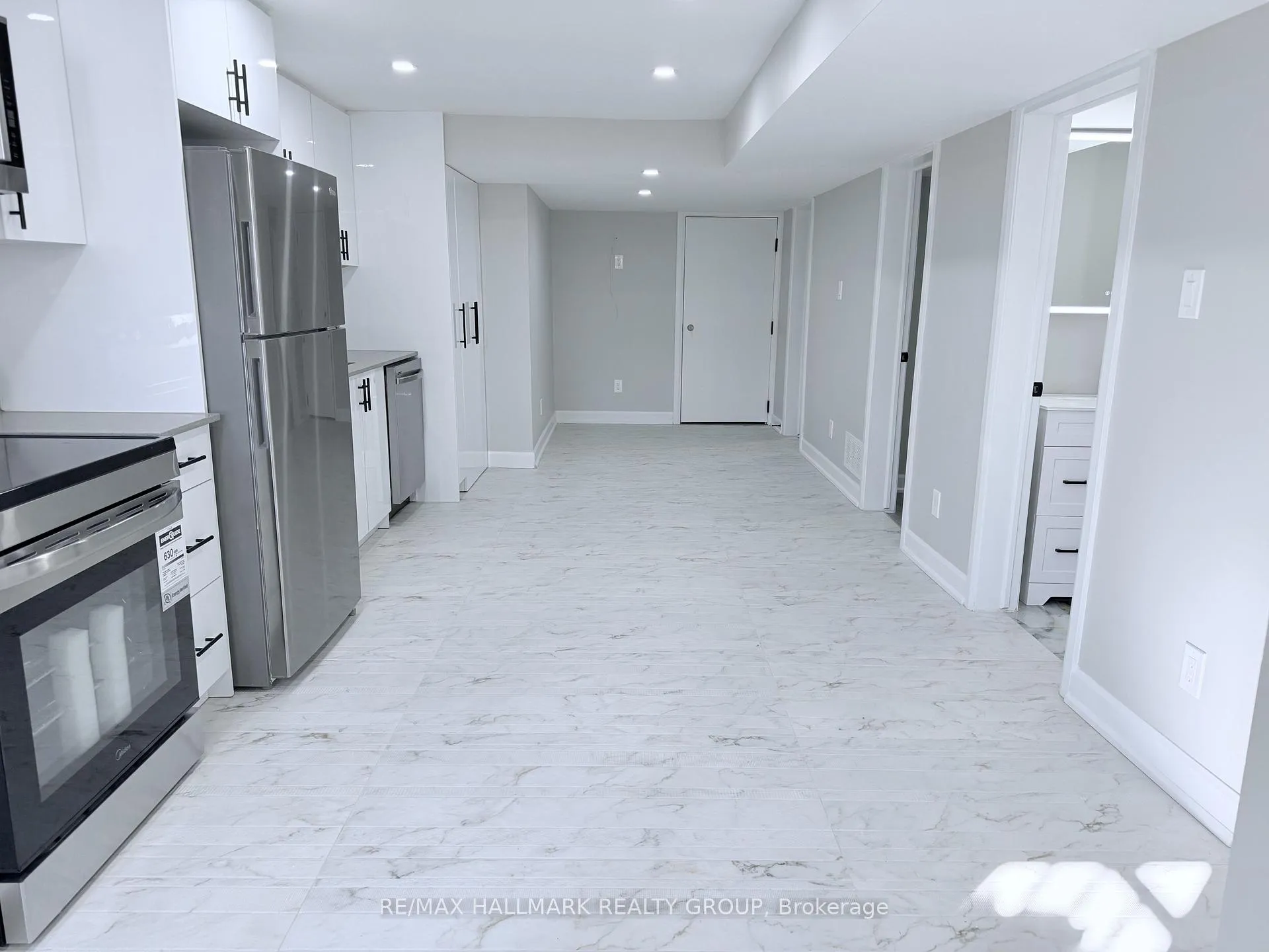 Photo 2 of Unit 1, 131 Camelia Avenue E, Ottawa, Manor Park — HOMEH