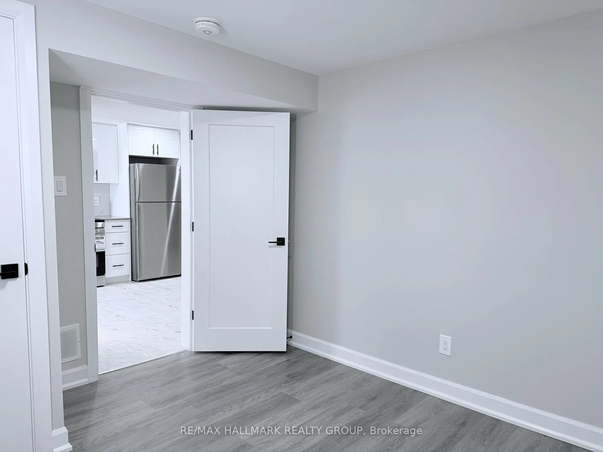 Photo 8 of Unit 1, 131 Camelia Avenue E, Ottawa, Manor Park — HOMEH