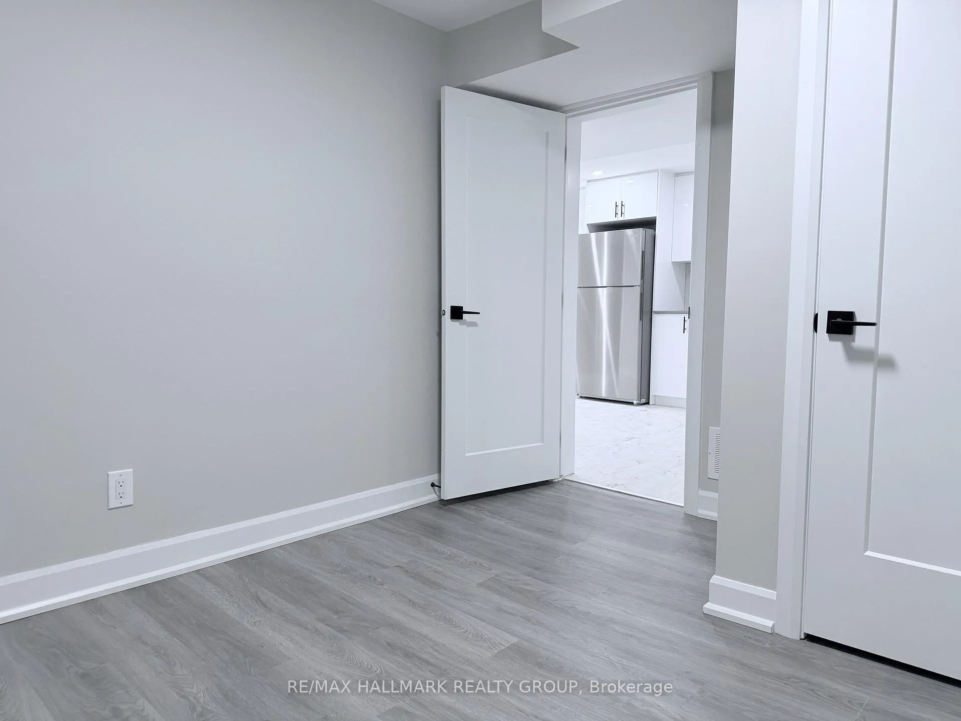 Photo 14 of Unit 1, 131 Camelia Avenue E, Ottawa, Manor Park — HOMEH