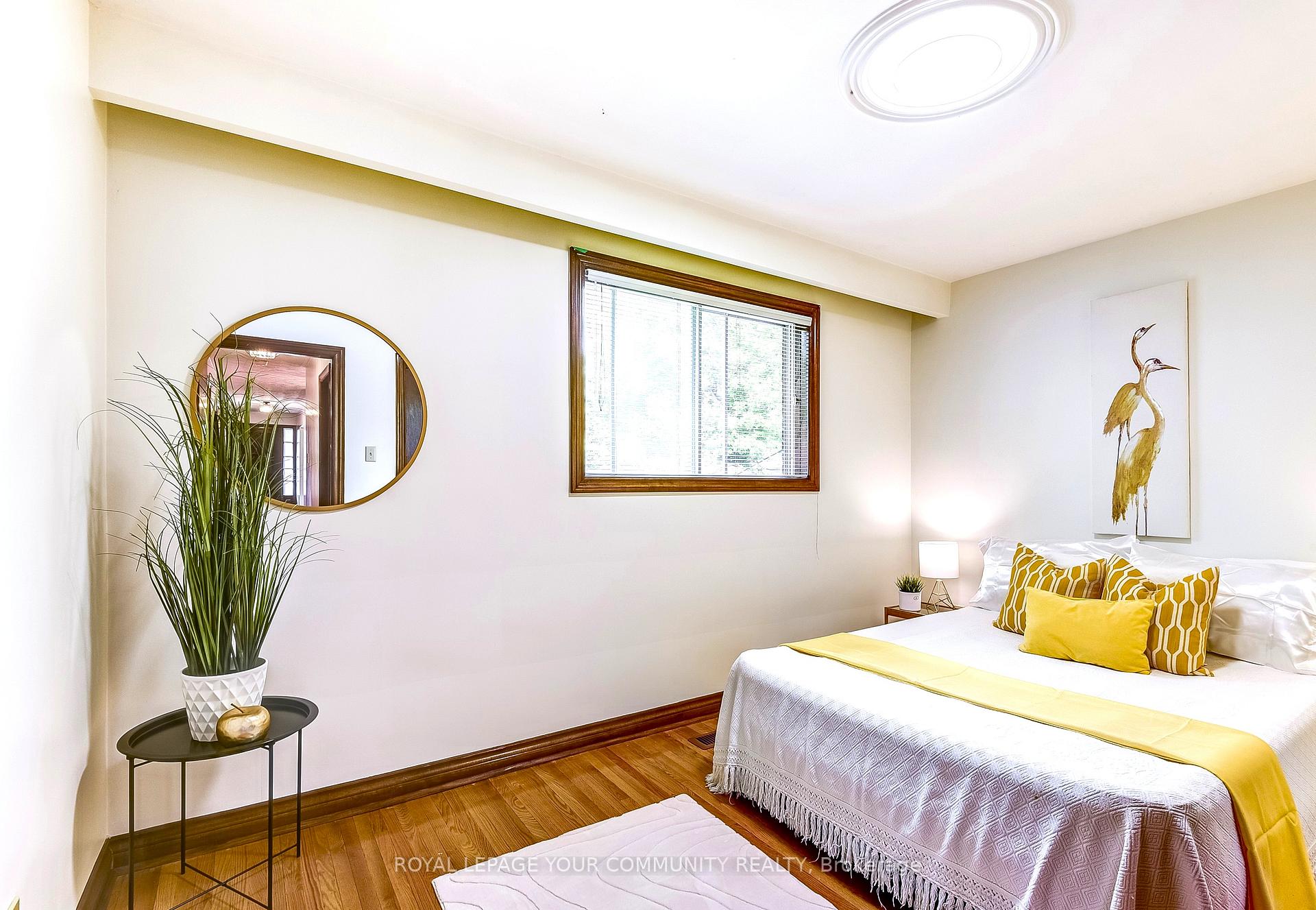 Photo 14 of 30 Phillip Avenue, Scarborough, Birchcliffe-Cliffside — HOMEH