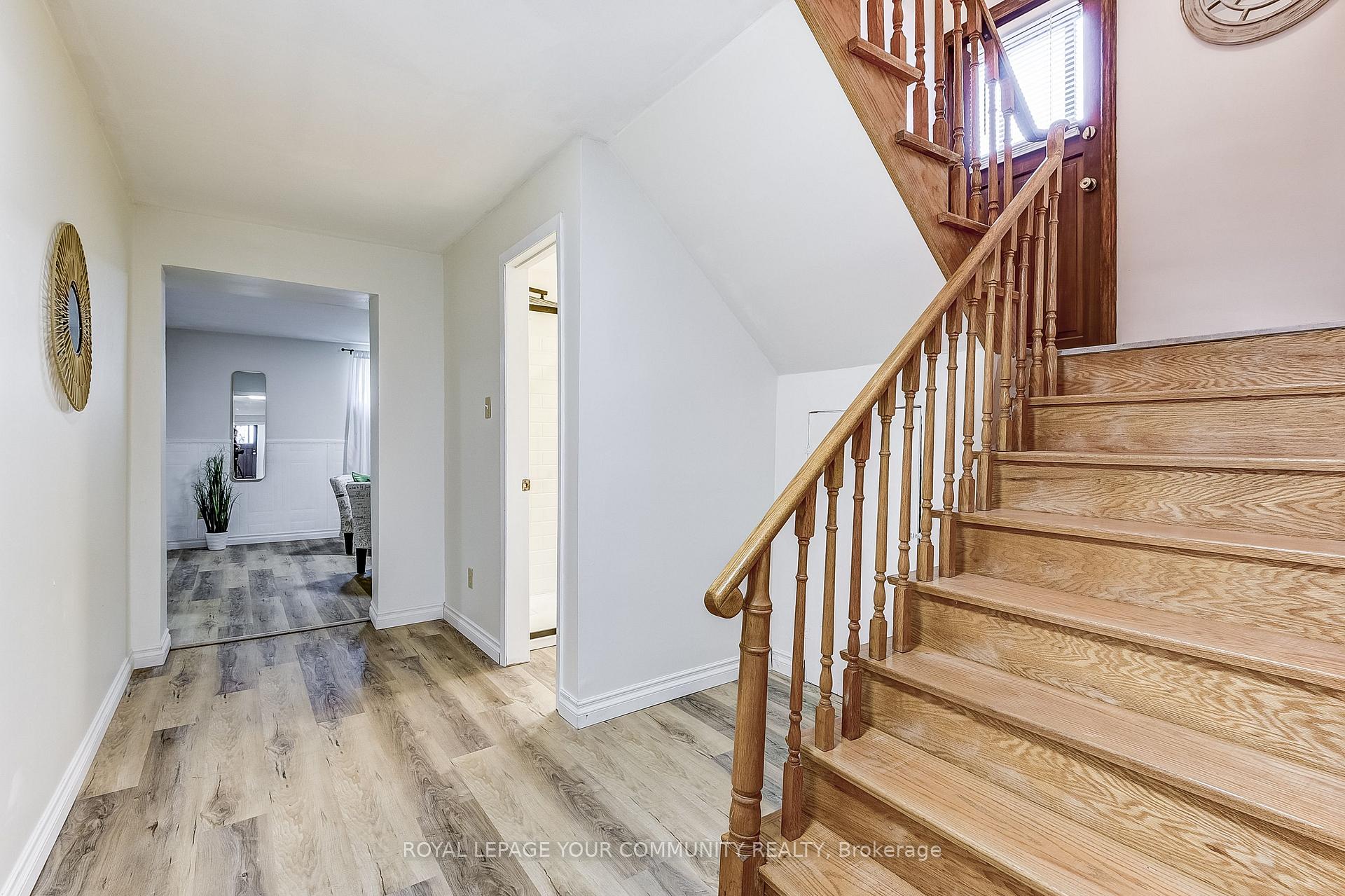 Photo 15 of 30 Phillip Avenue, Scarborough, Birchcliffe-Cliffside — HOMEH