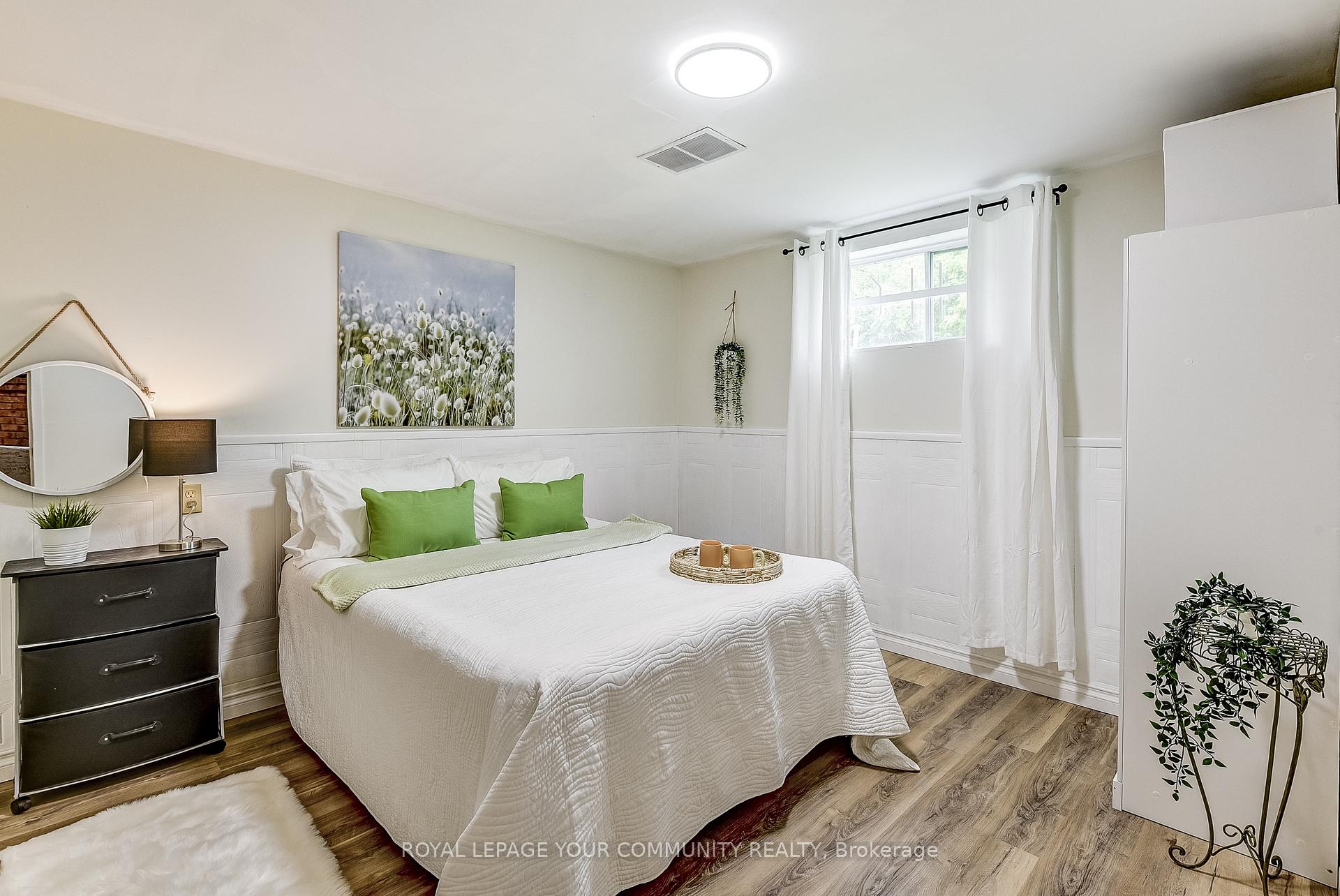 Photo 18 of 30 Phillip Avenue, Scarborough, Birchcliffe-Cliffside — HOMEH