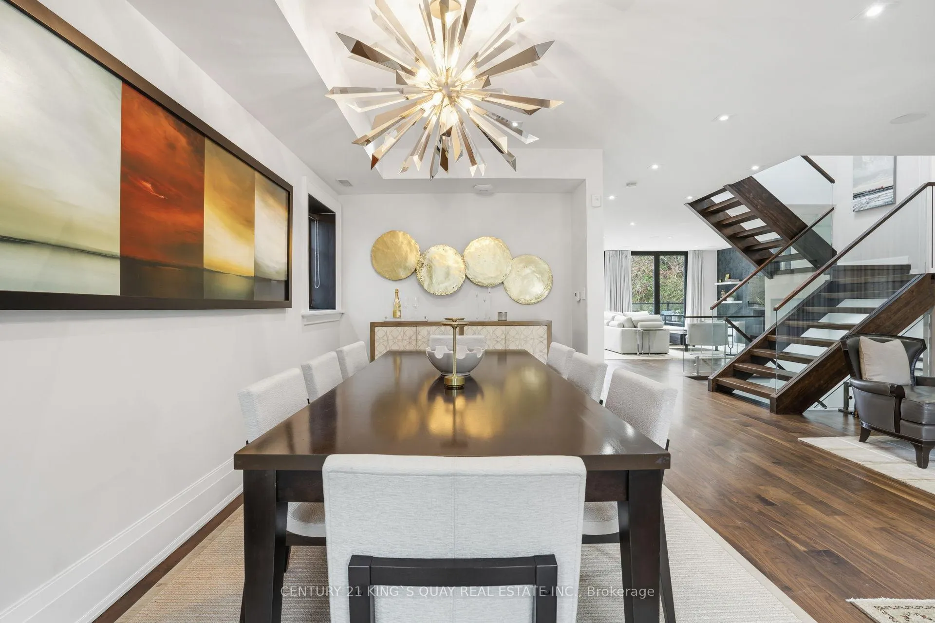 Photo 10 of 33 Nesbitt Drive, Toronto, Leaside — HOMEH