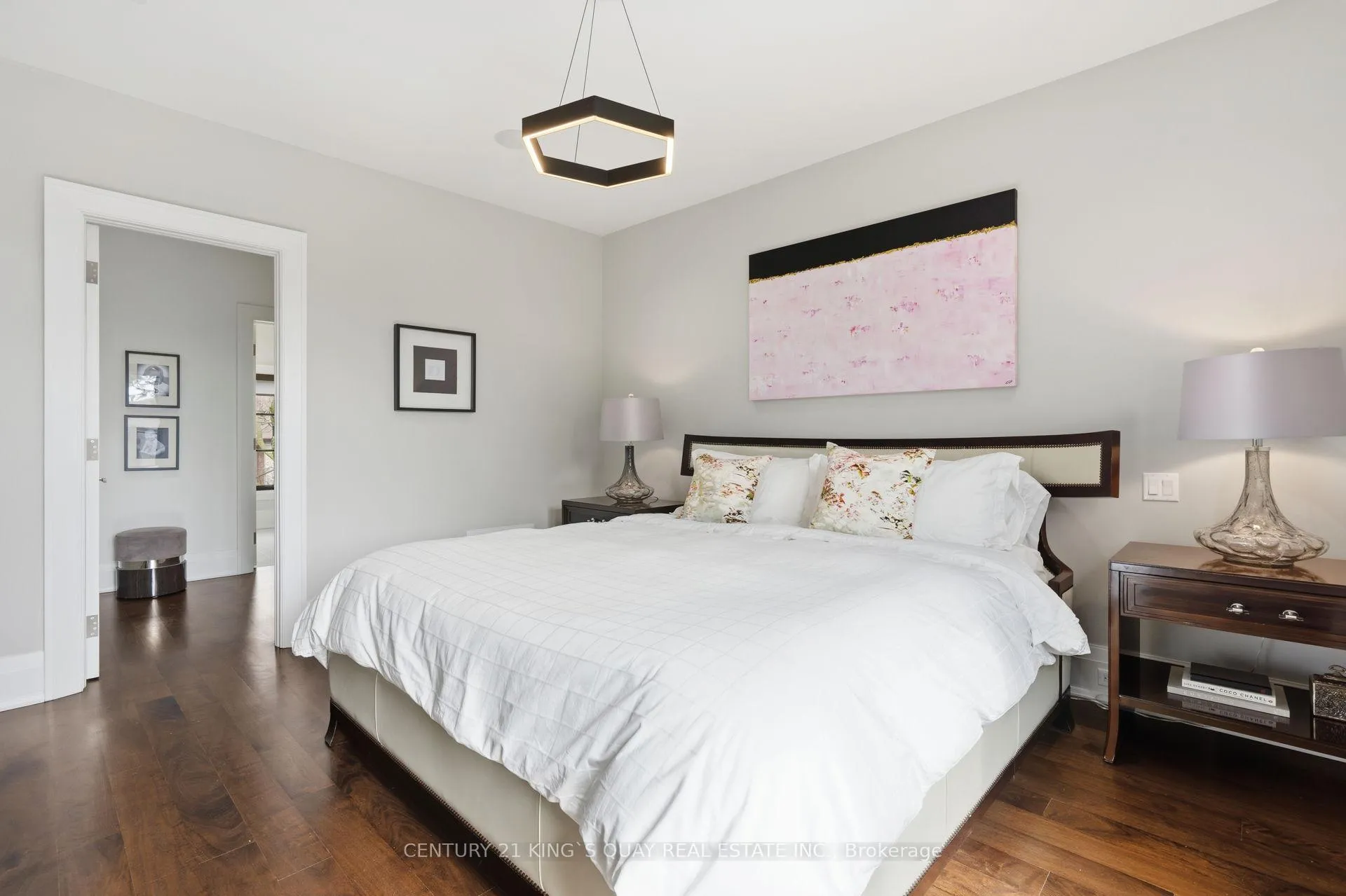 Photo 18 of 33 Nesbitt Drive, Toronto, Leaside — HOMEH