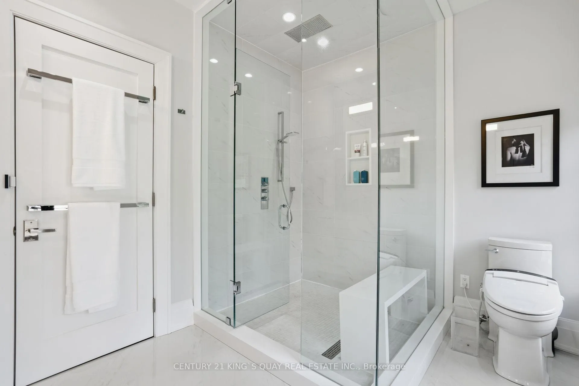 Photo 24 of 33 Nesbitt Drive, Toronto, Leaside — HOMEH