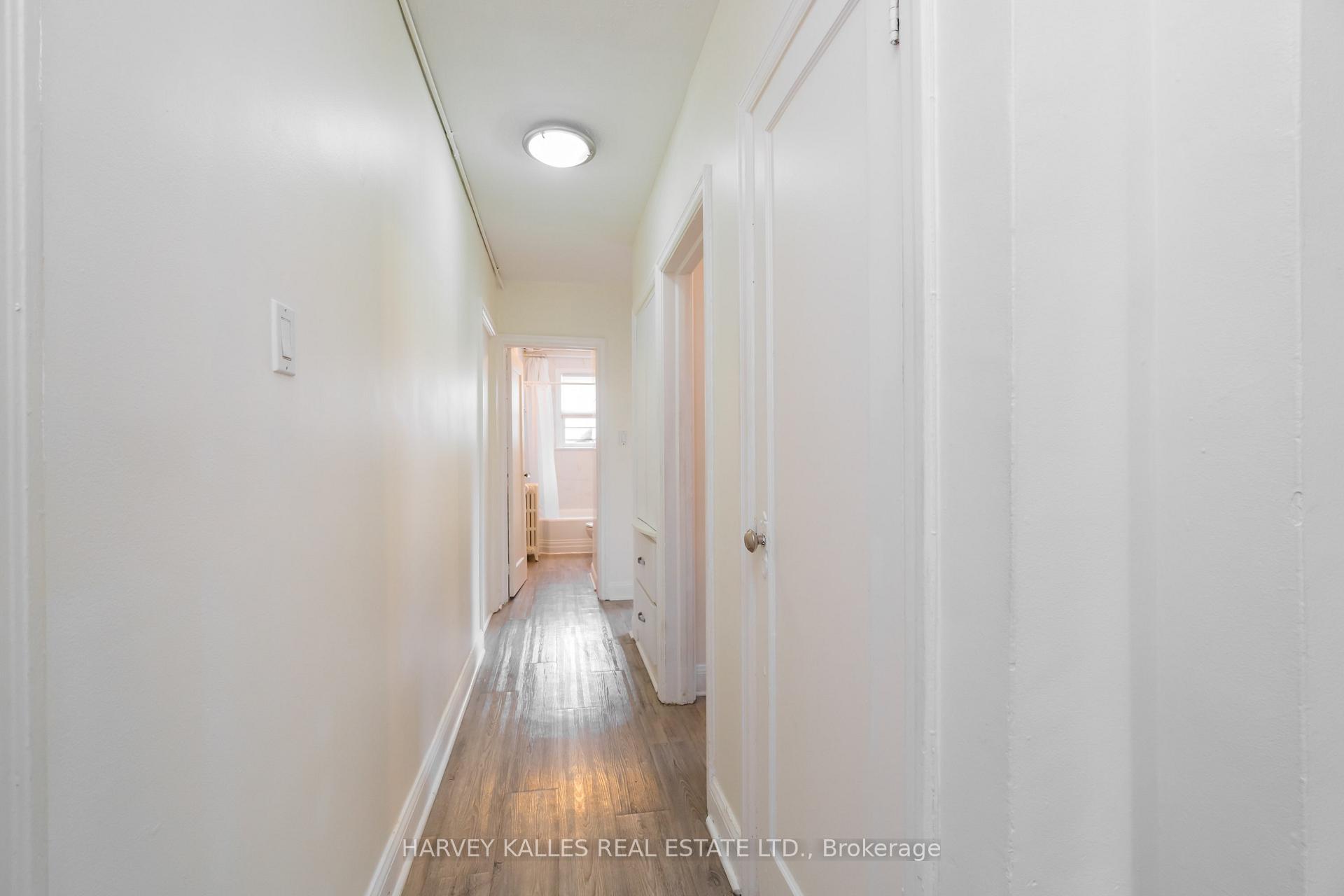 Photo 5 of Unit 2, 44 Pharmacy Avenue, Scarborough, Oakridge — HOMEH