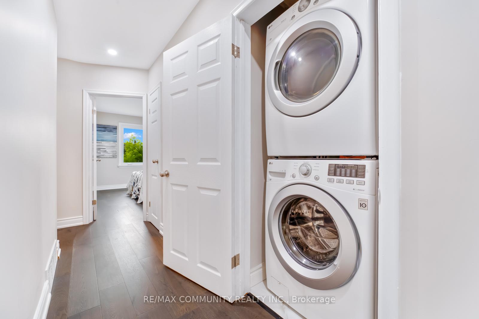 Photo 27 of 19 Stephenfrank Road, Scarborough, Bendale — HOMEH