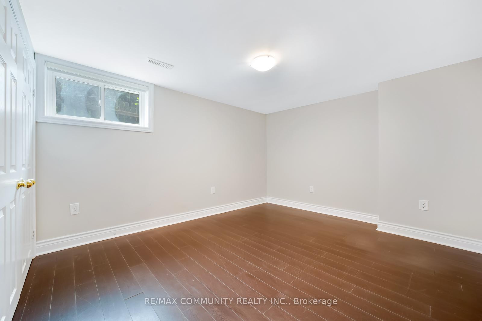 Photo 34 of 19 Stephenfrank Road, Scarborough, Bendale — HOMEH