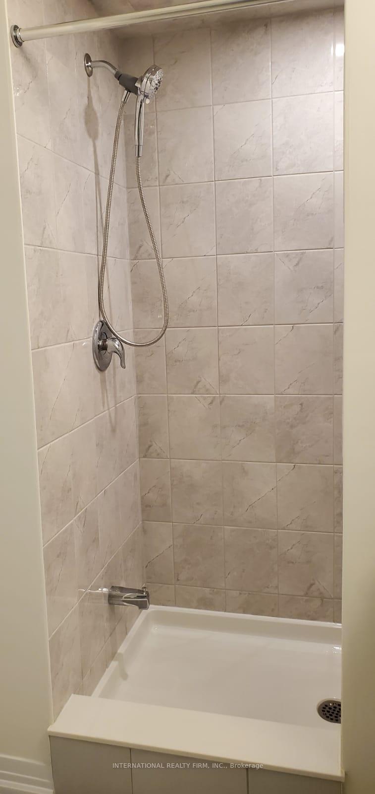 Photo 25 of 116 Brighton Lane, Thorold, Rolling Meadows — HOMEH