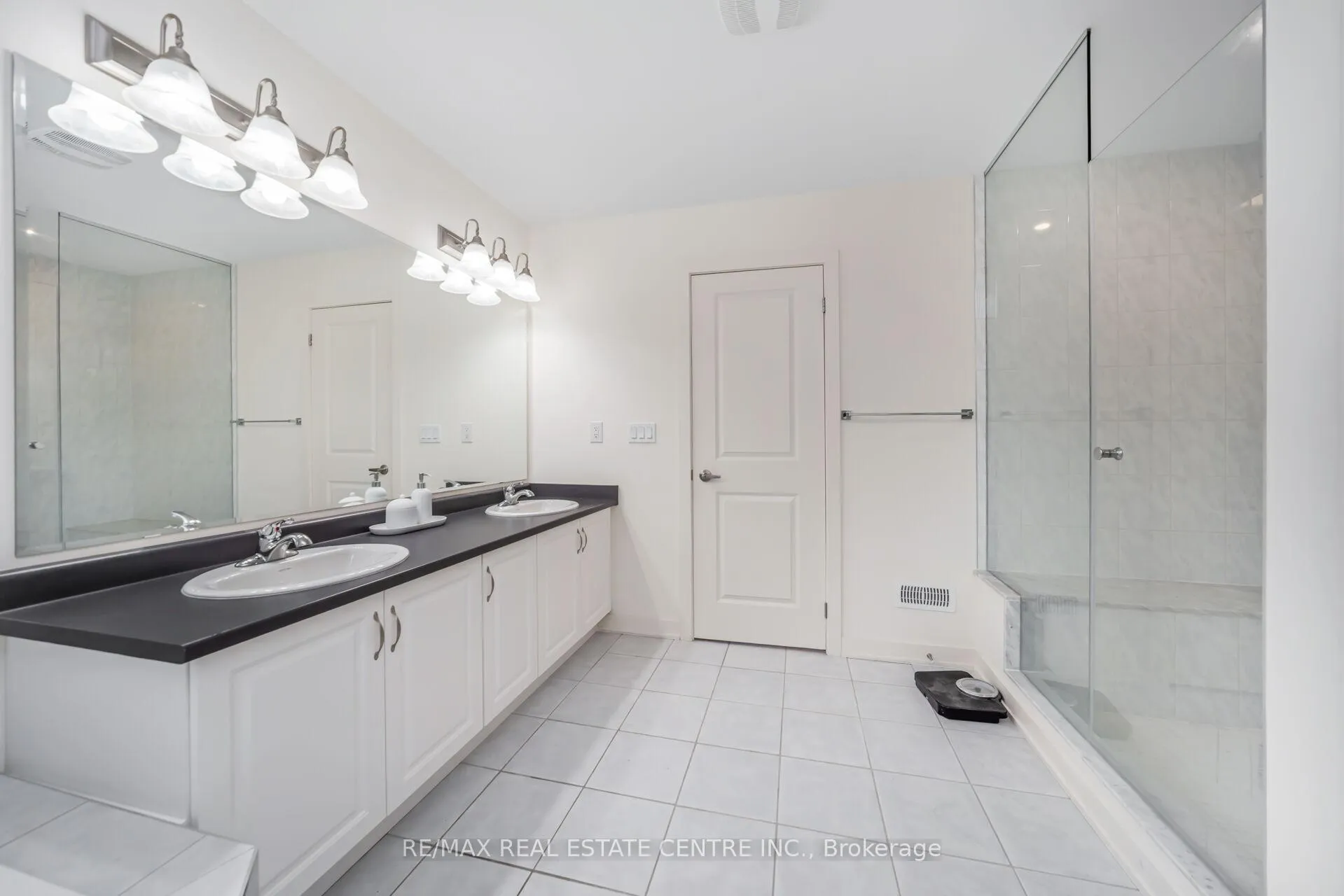 Photo 36 of 21 Kambalda Road, Brampton, Northwest Brampton — HOMEH