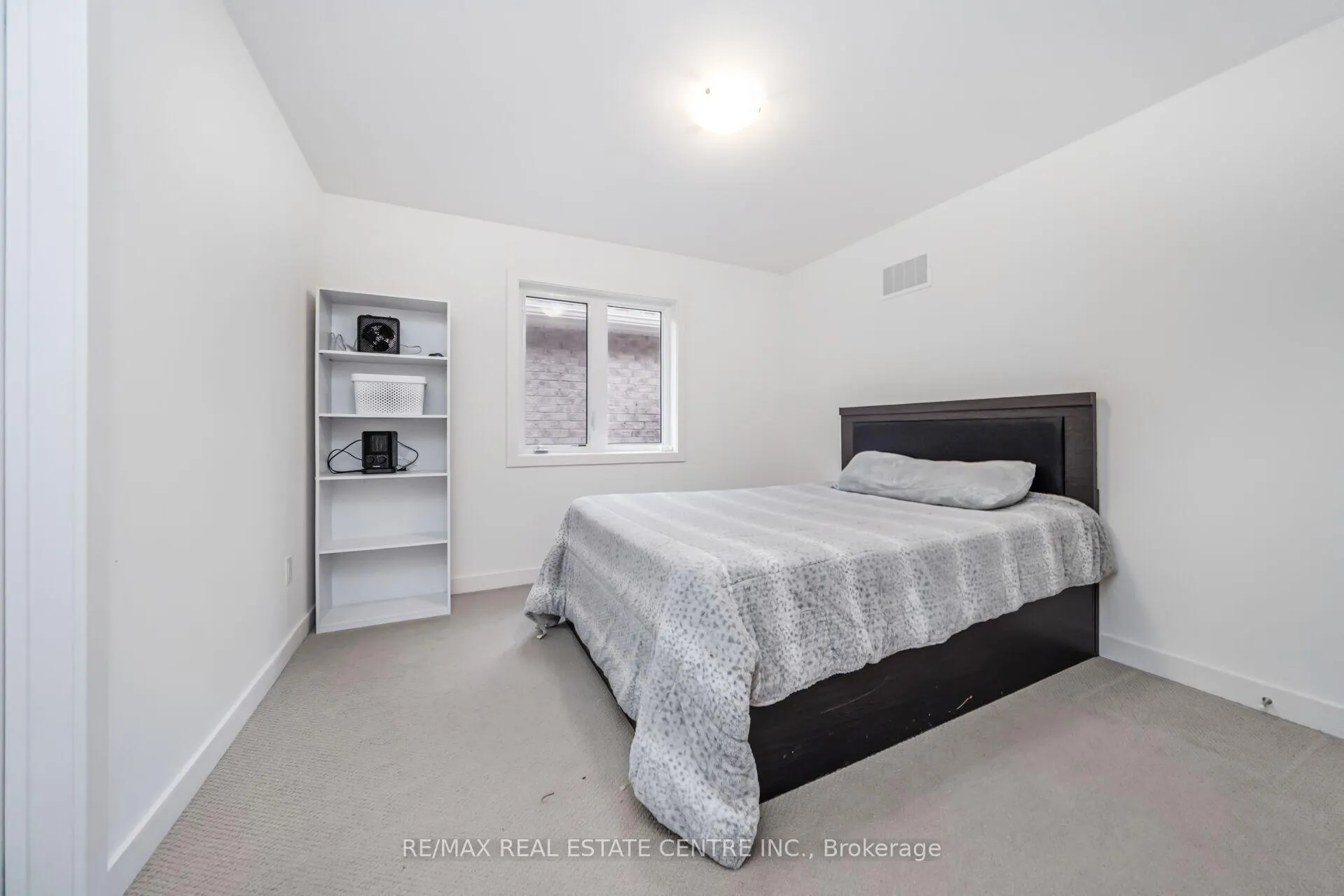 Photo 38 of 21 Kambalda Road, Brampton, Northwest Brampton — HOMEH