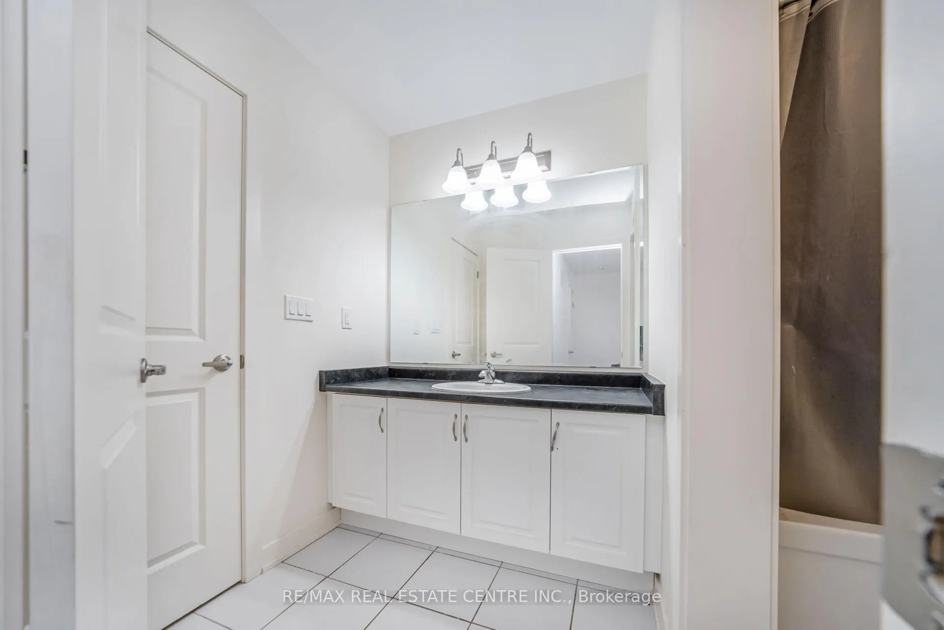 Photo 44 of 21 Kambalda Road, Brampton, Northwest Brampton — HOMEH
