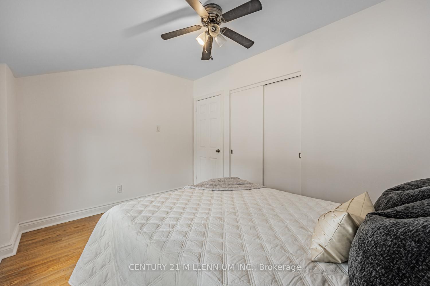 Photo 21 of 15 Benary Crescent, Scarborough, Woburn — HOMEH