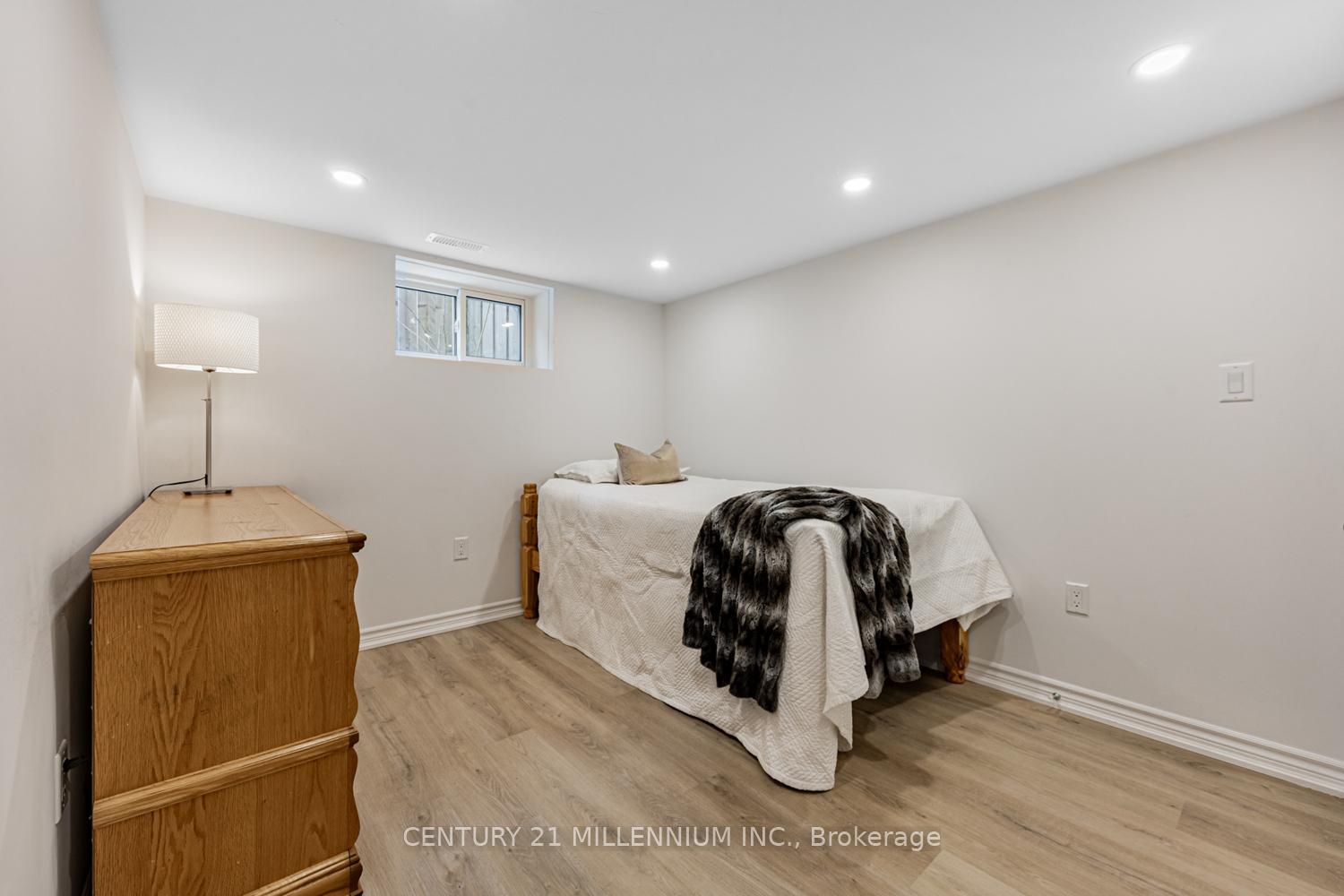 Photo 30 of 15 Benary Crescent, Scarborough, Woburn — HOMEH