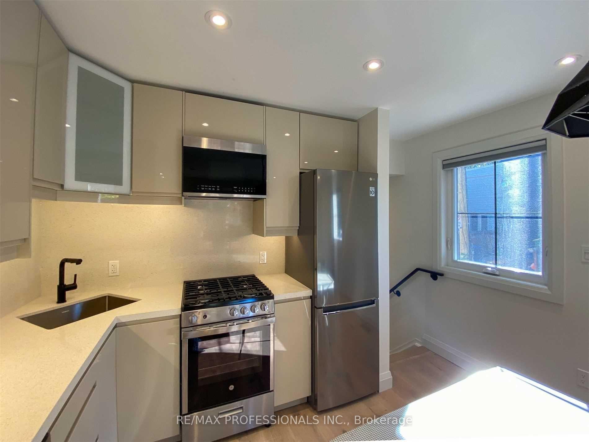 Photo 15 of Unit A, 41 Rolyat Street, Toronto, Trinity-Bellwoods — HOMEH