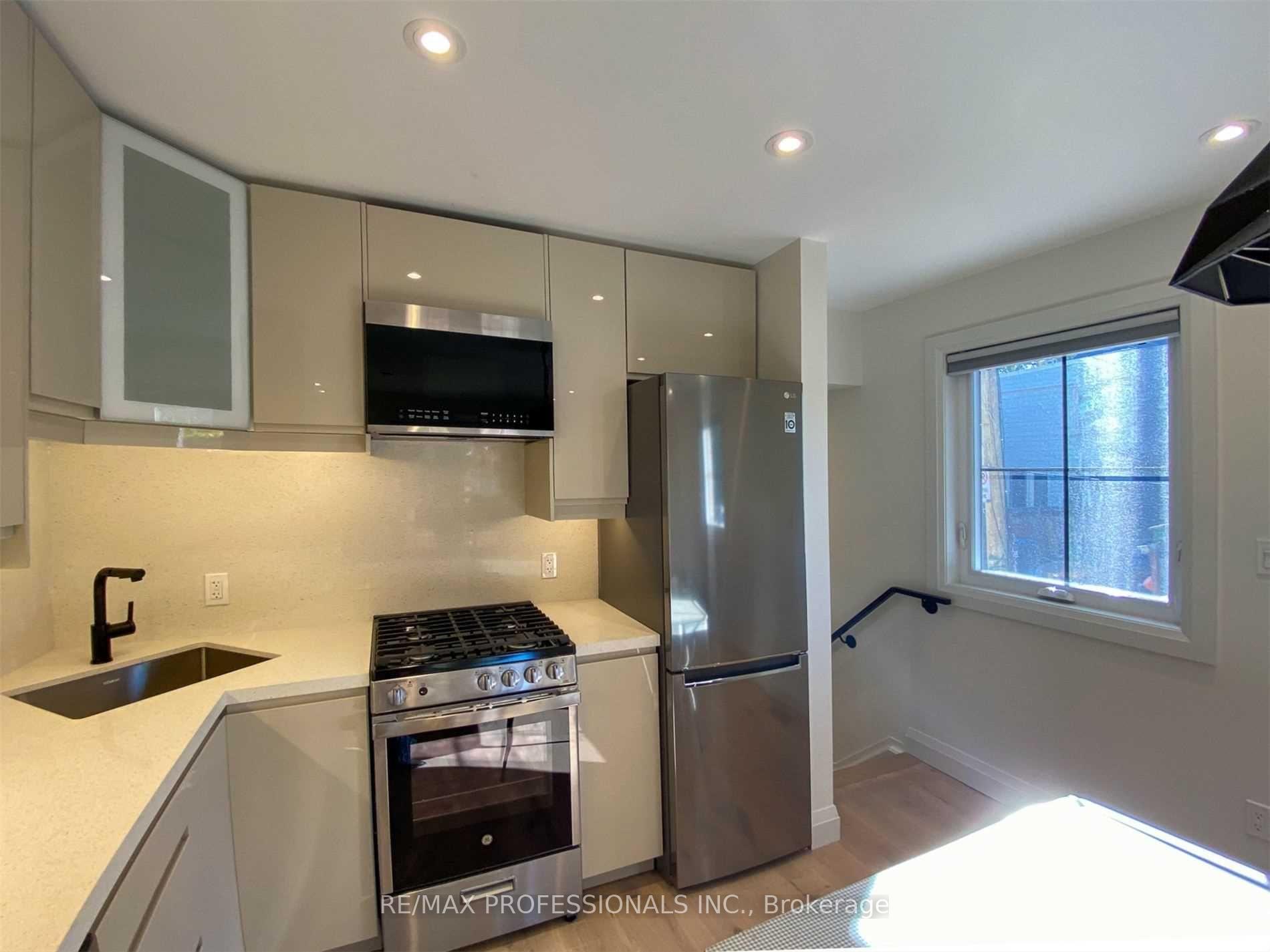Photo 18 of Unit A, 41 Rolyat Street, Toronto, Trinity-Bellwoods — HOMEH