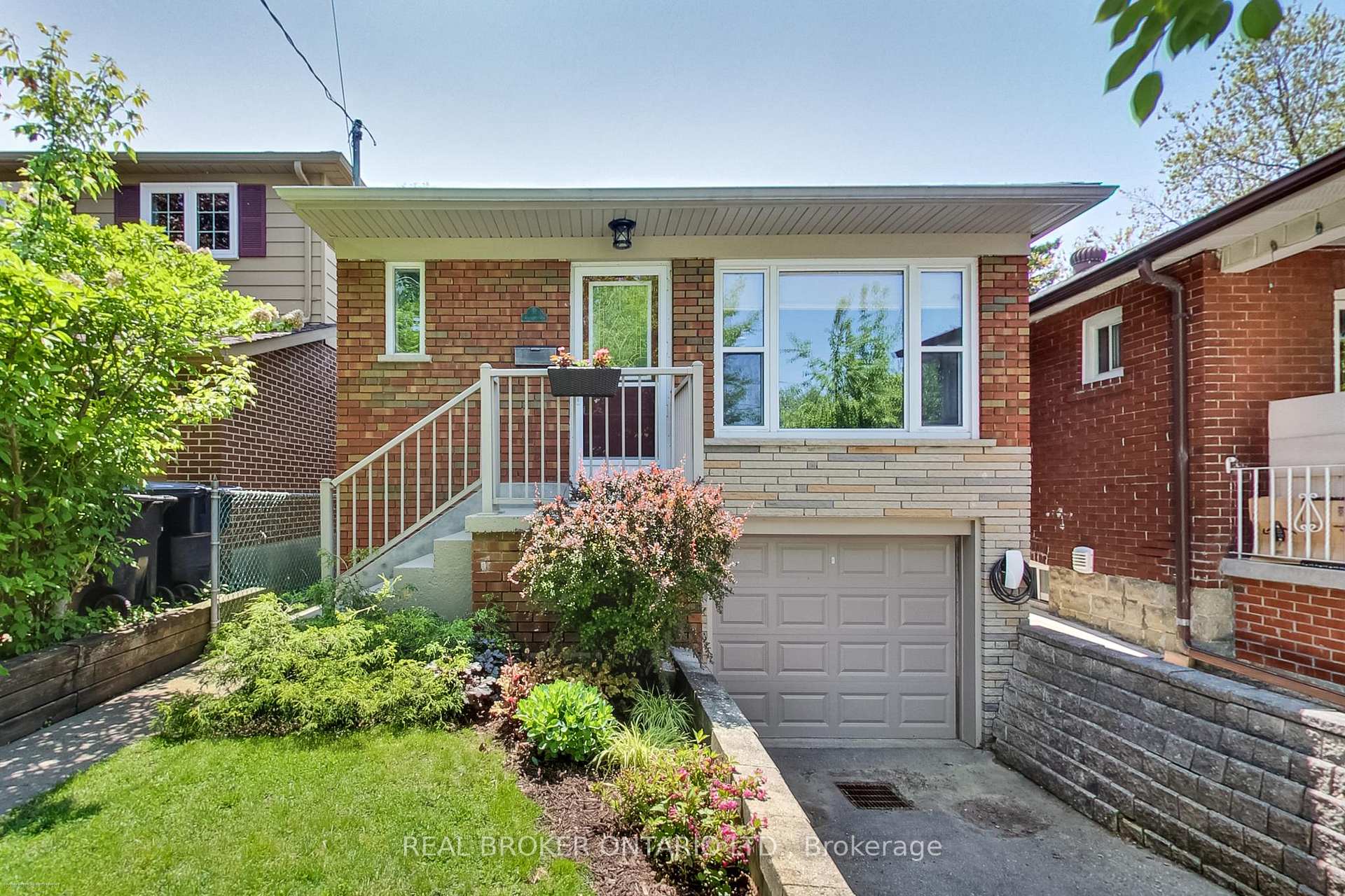 Front of 9 Craiglee Drive