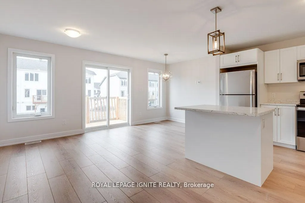 Photo 12 of 23 Margaret Graham Terrace, Smiths Falls — HOMEH