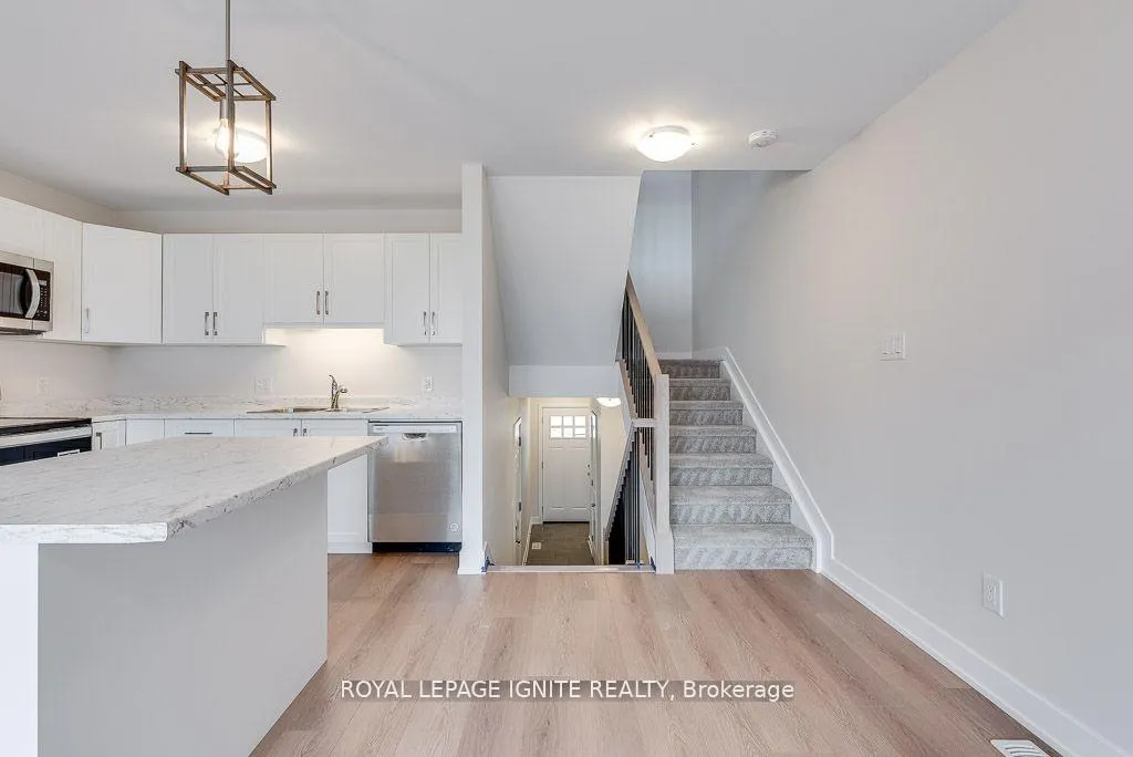Photo 14 of 23 Margaret Graham Terrace, Smiths Falls — HOMEH