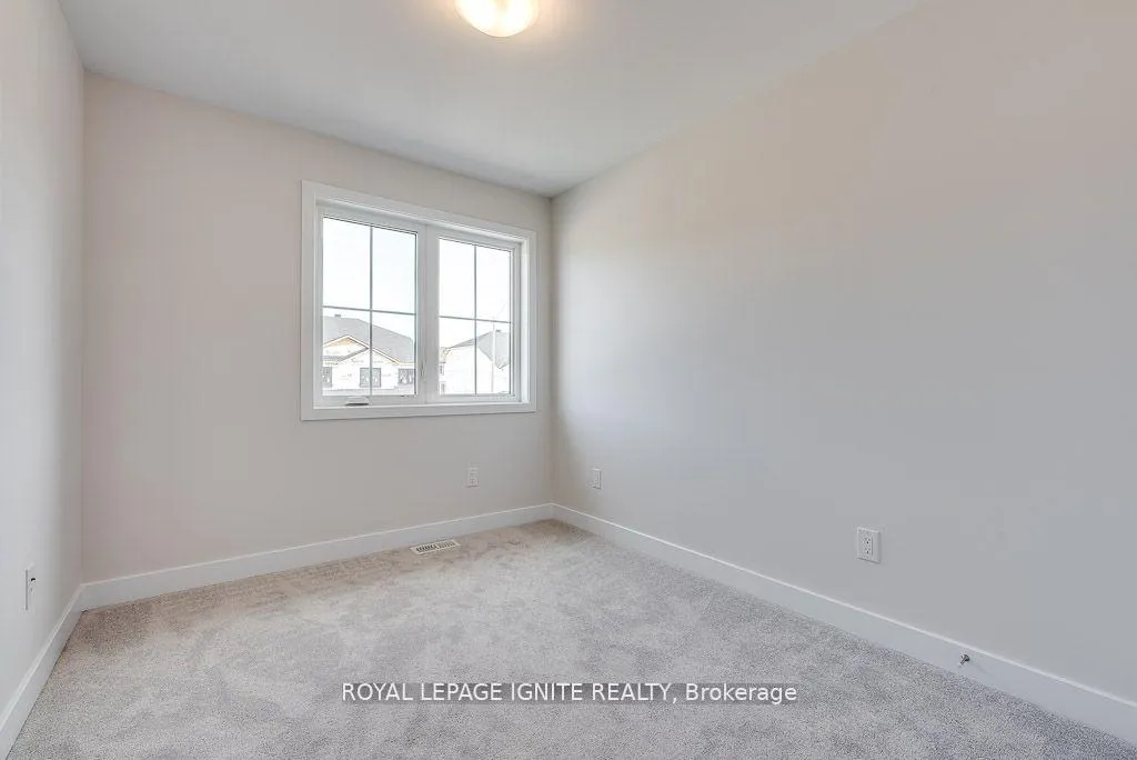 Photo 15 of 23 Margaret Graham Terrace, Smiths Falls — HOMEH