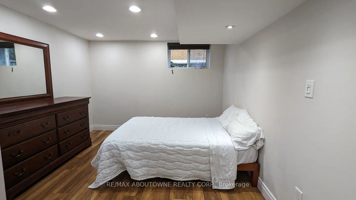 Photo 55 of 4018 New Street, Burlington, Shoreacres — HOMEH