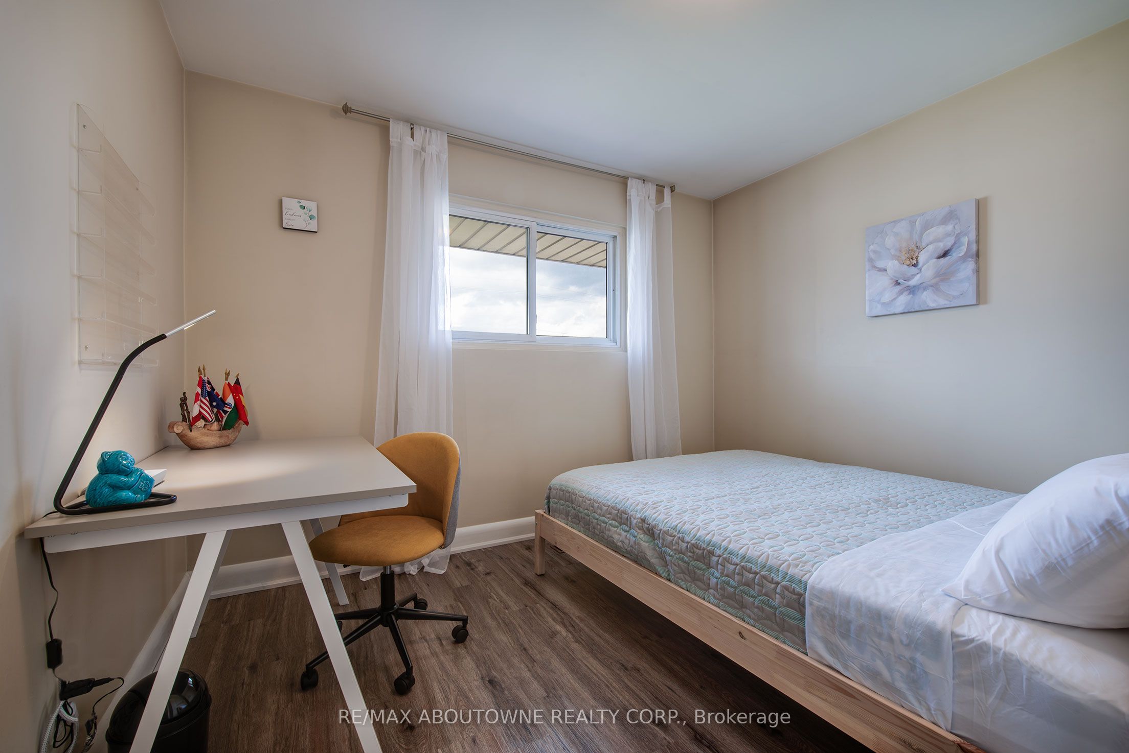 Photo 41 of 4018 New Street, Burlington, Shoreacres — HOMEH