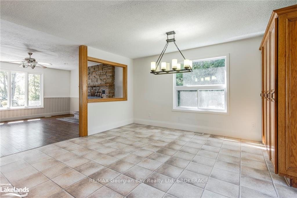 Photo 10 of 260 Concession 12 E, Tiny, Rural Tiny — HOMEH