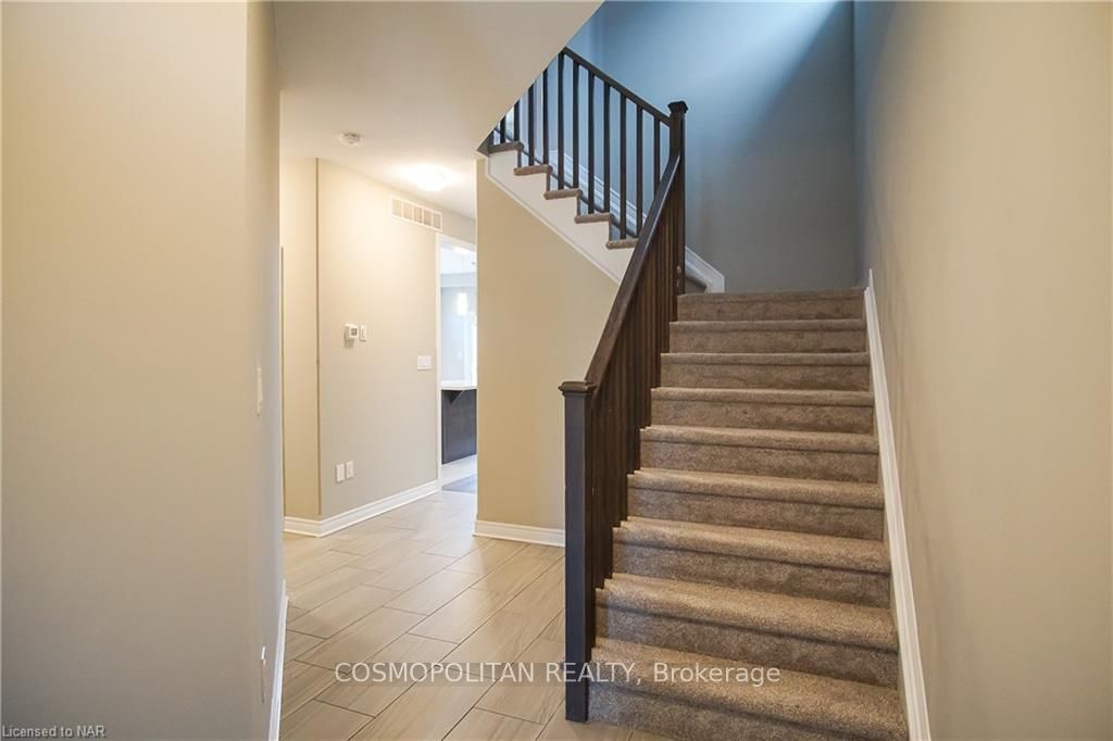 Photo 8 of 25 Cinnamon Street, Thorold, Rolling Meadows — HOMEH