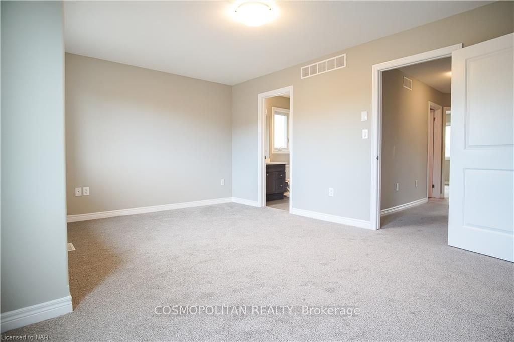 Photo 11 of 25 Cinnamon Street, Thorold, Rolling Meadows — HOMEH