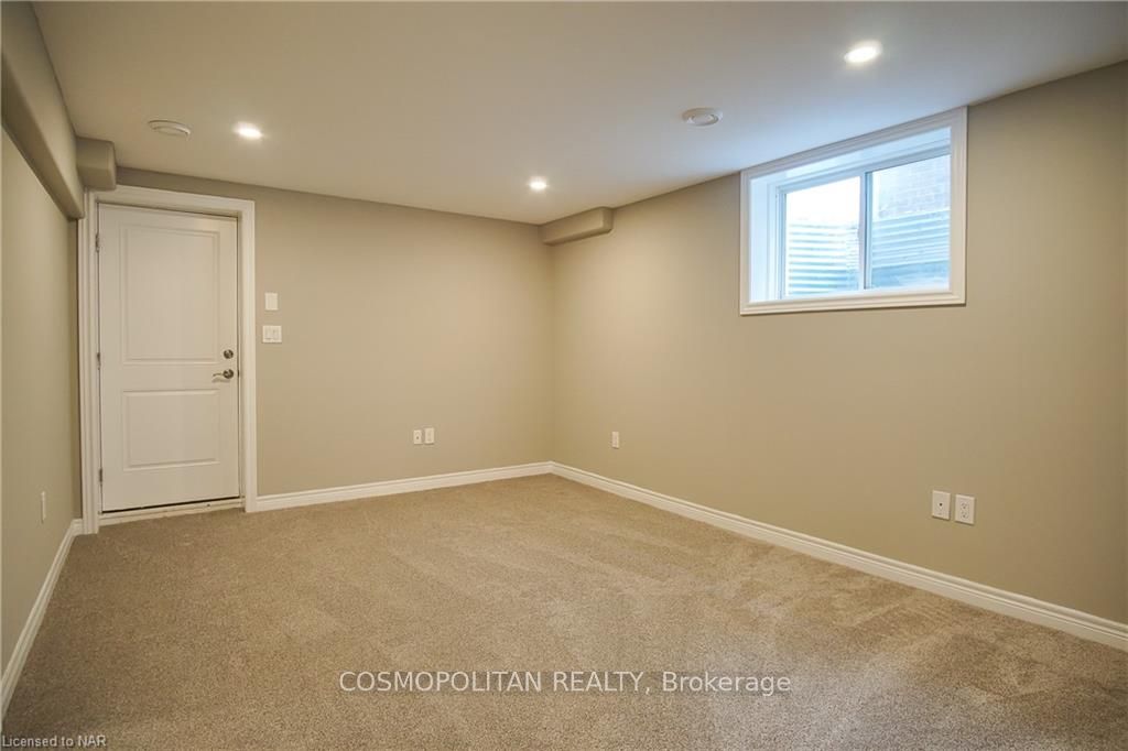Photo 16 of 25 Cinnamon Street, Thorold, Rolling Meadows — HOMEH