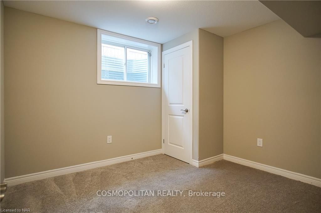 Photo 17 of 25 Cinnamon Street, Thorold, Rolling Meadows — HOMEH