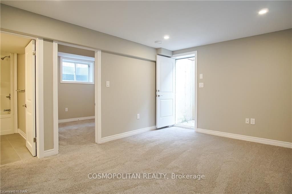 Photo 18 of 25 Cinnamon Street, Thorold, Rolling Meadows — HOMEH