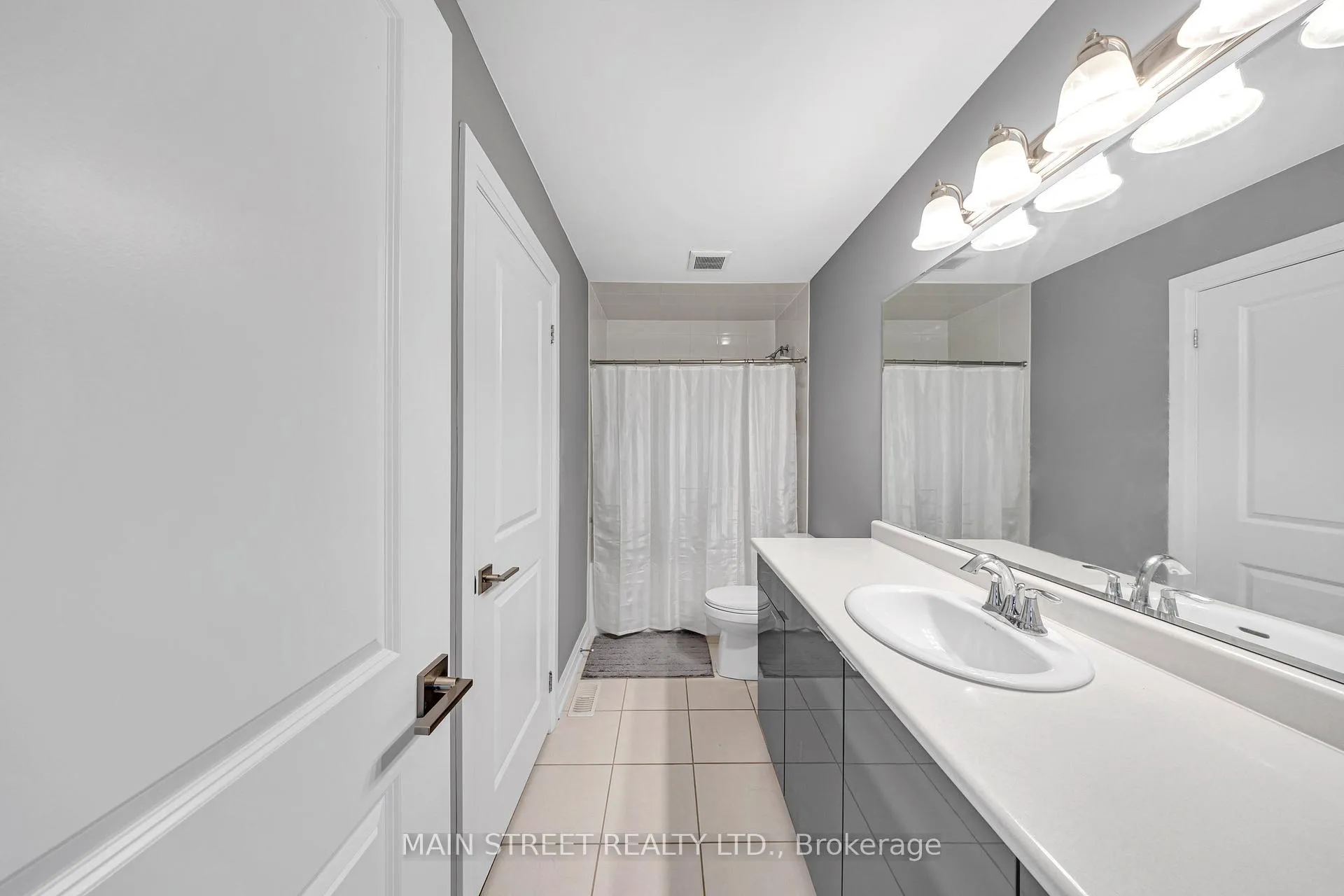 Photo 36 of 6 Vaudeville Drive, Etobicoke, Alderwood — HOMEH