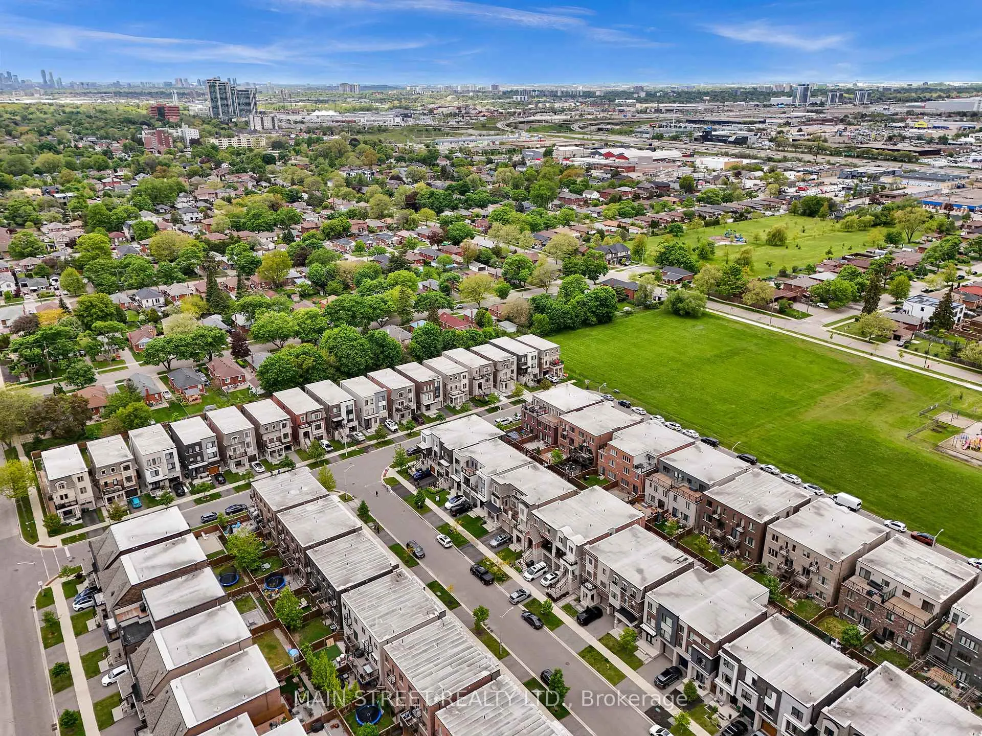 Photo 50 of 6 Vaudeville Drive, Etobicoke, Alderwood — HOMEH