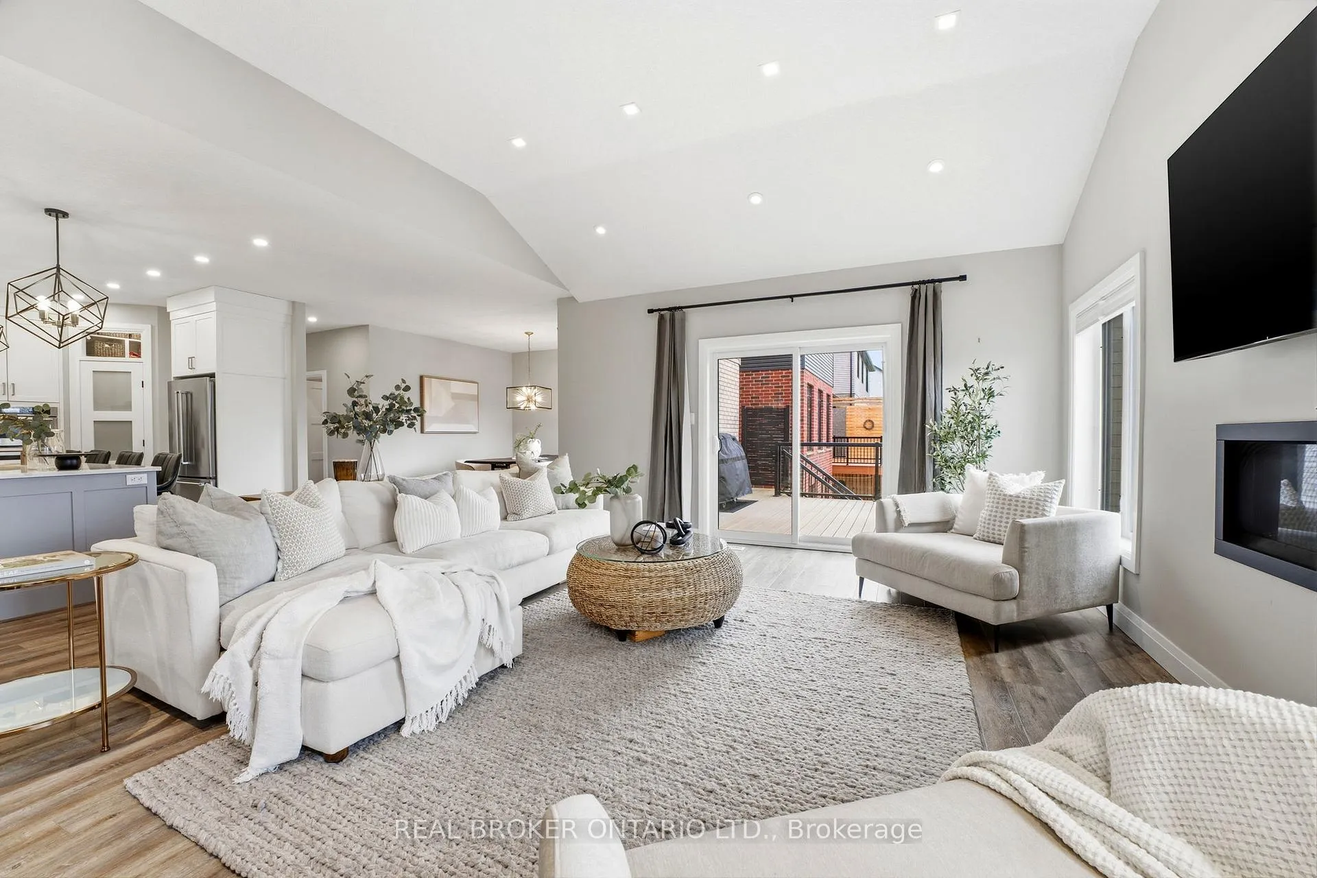 Photo 9 of 39 Mill Race Crescent, Woolwich — HOMEH