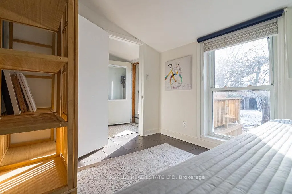 Photo 22 of 47 Tom Street, Hamilton, Strathcona — HOMEH
