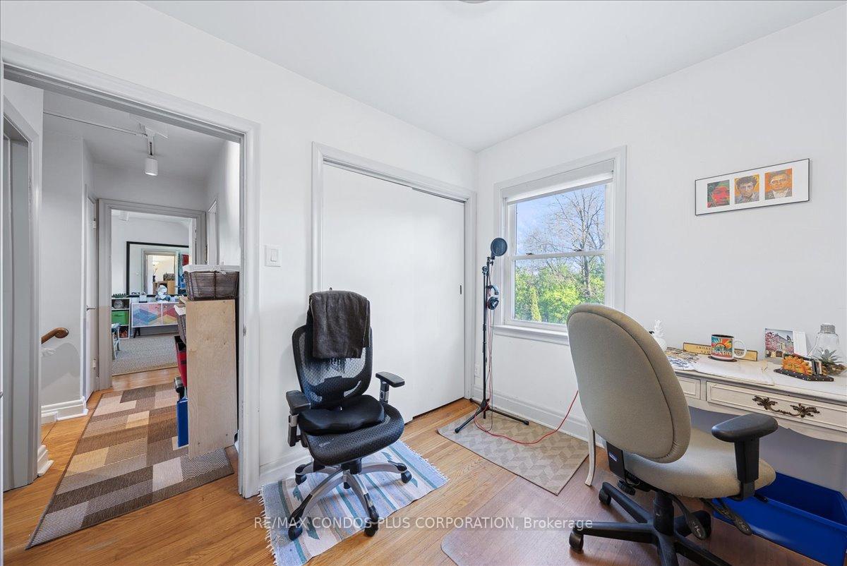 Photo 18 of 11 Ridgemoor Avenue, Scarborough, Birchcliffe-Cliffside — HOMEH