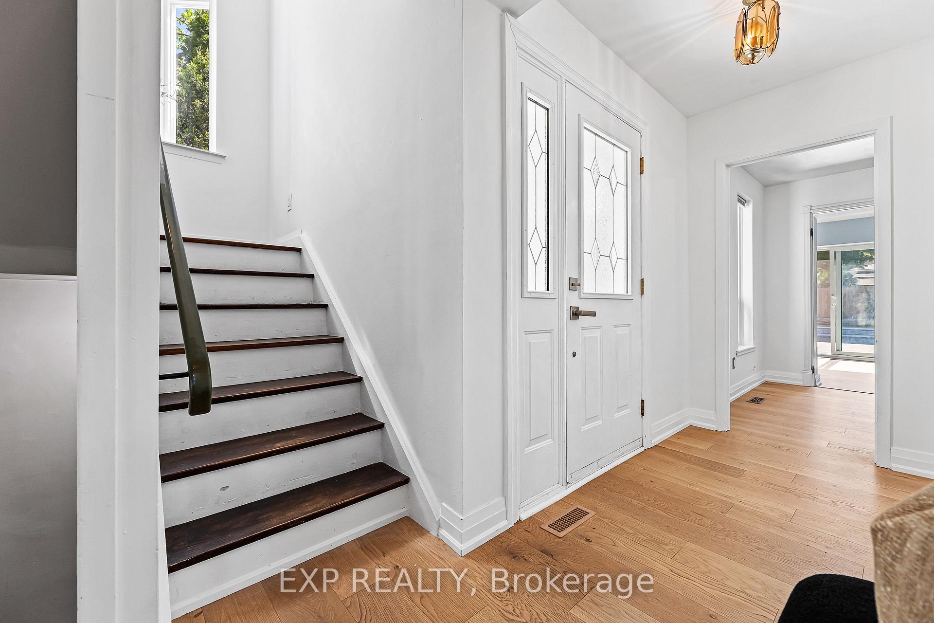 Photo 3 of 126 Slan Avenue, Scarborough, Morningside — HOMEH
