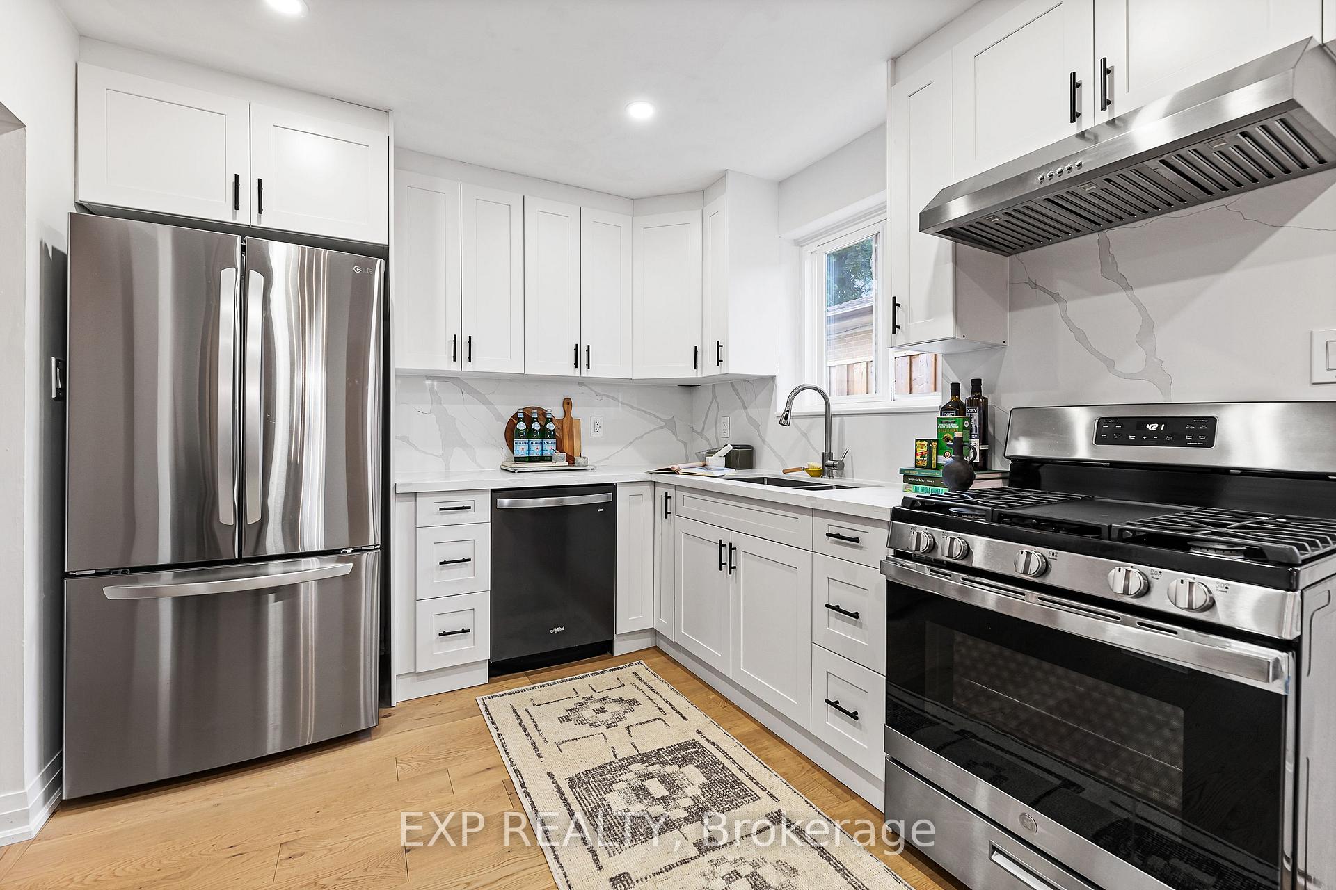 Photo 10 of 126 Slan Avenue, Scarborough, Morningside — HOMEH