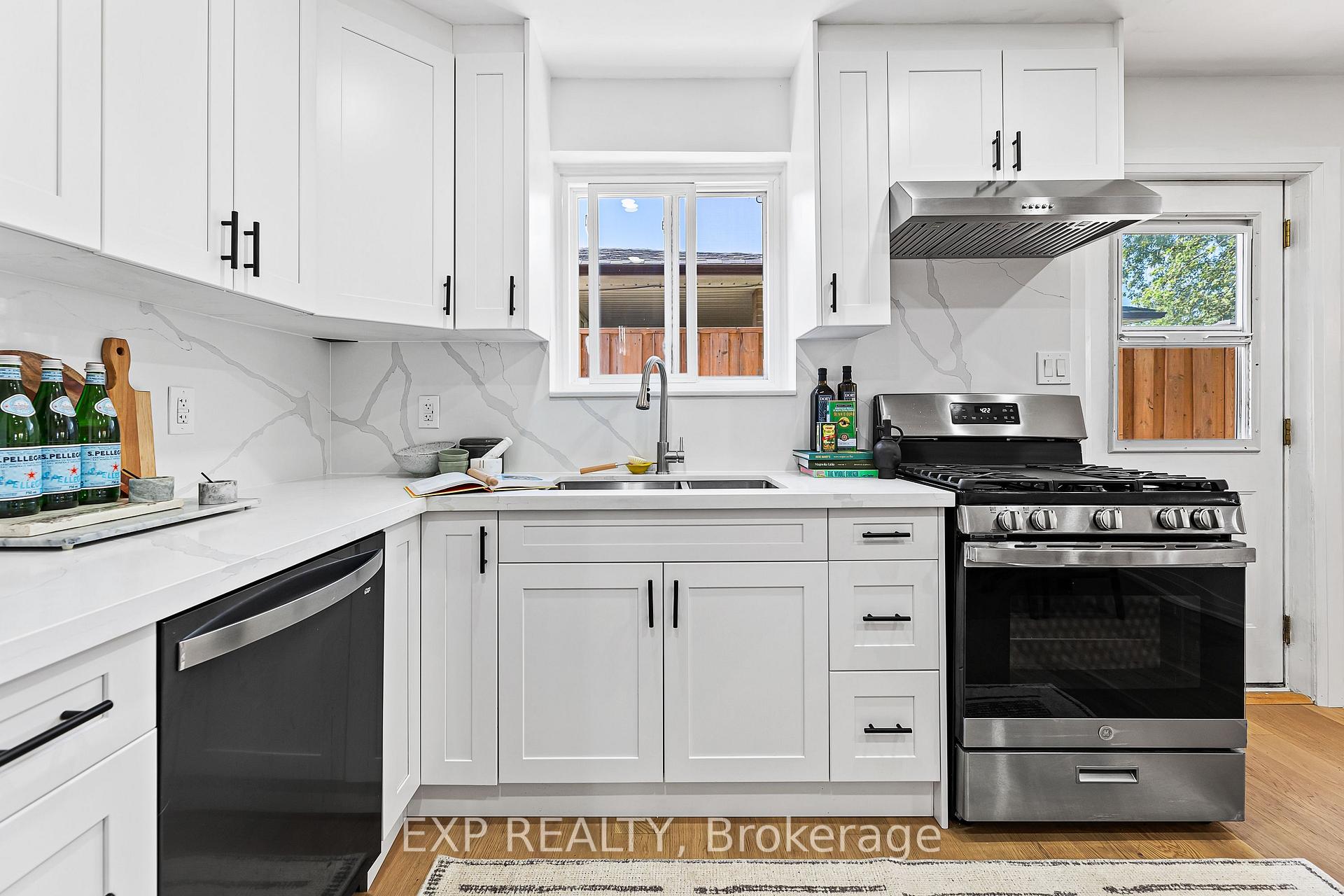 Photo 11 of 126 Slan Avenue, Scarborough, Morningside — HOMEH