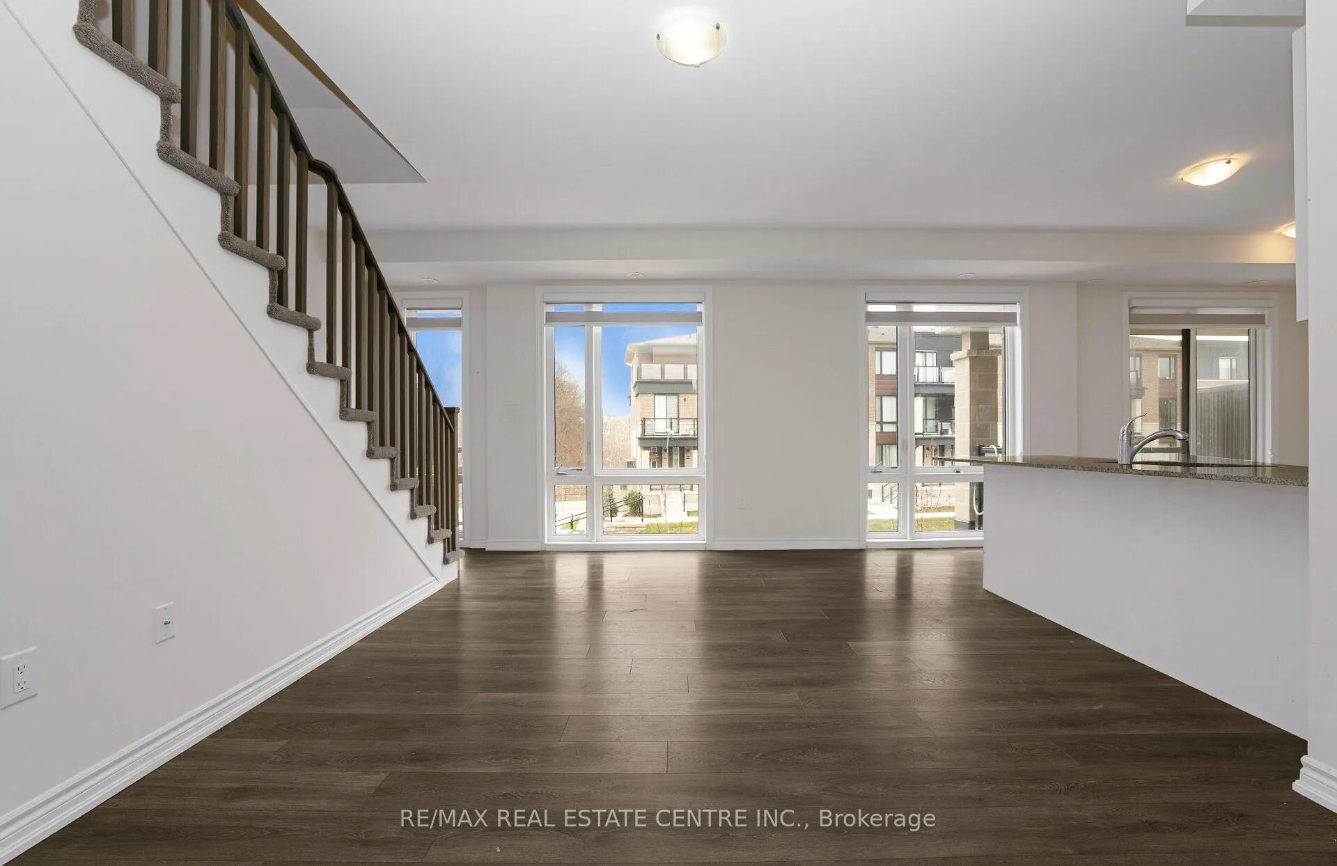 Photo 13 of Unit 43, 45 Knotsberry Circle, Brampton, Bram West — HOMEH