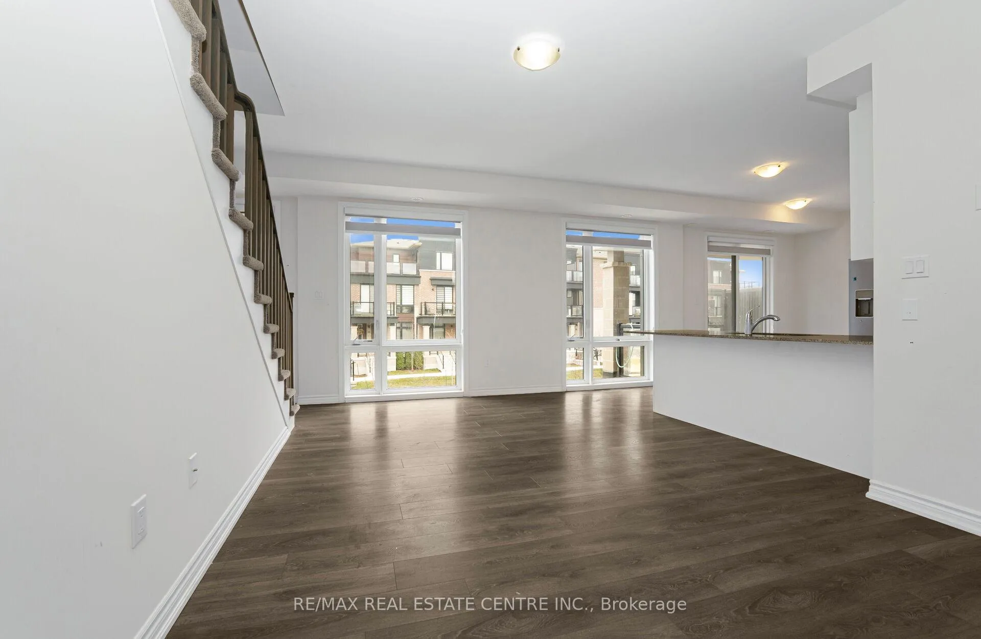 Photo 15 of Unit 43, 45 Knotsberry Circle, Brampton, Bram West — HOMEH