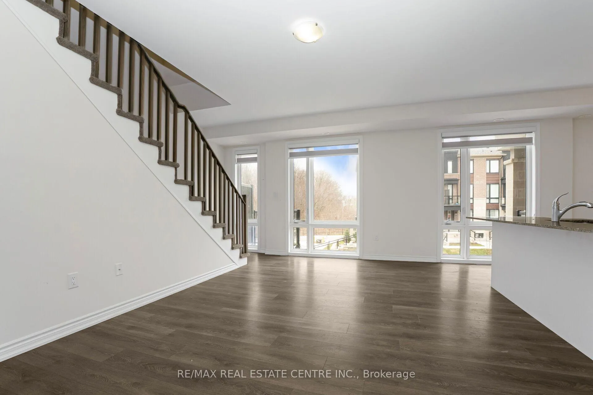 Photo 16 of Unit 43, 45 Knotsberry Circle, Brampton, Bram West — HOMEH