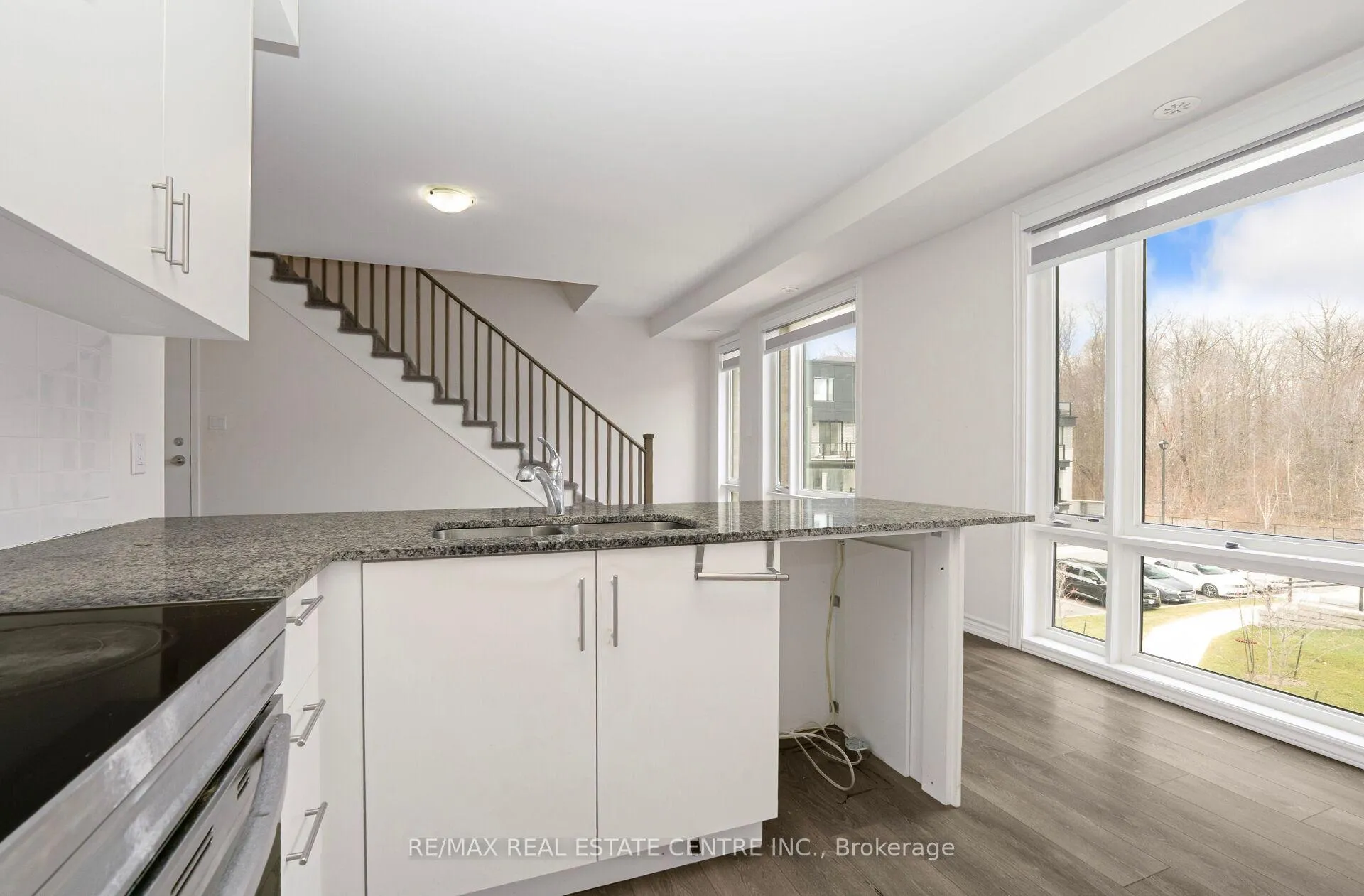 Photo 24 of Unit 43, 45 Knotsberry Circle, Brampton, Bram West — HOMEH