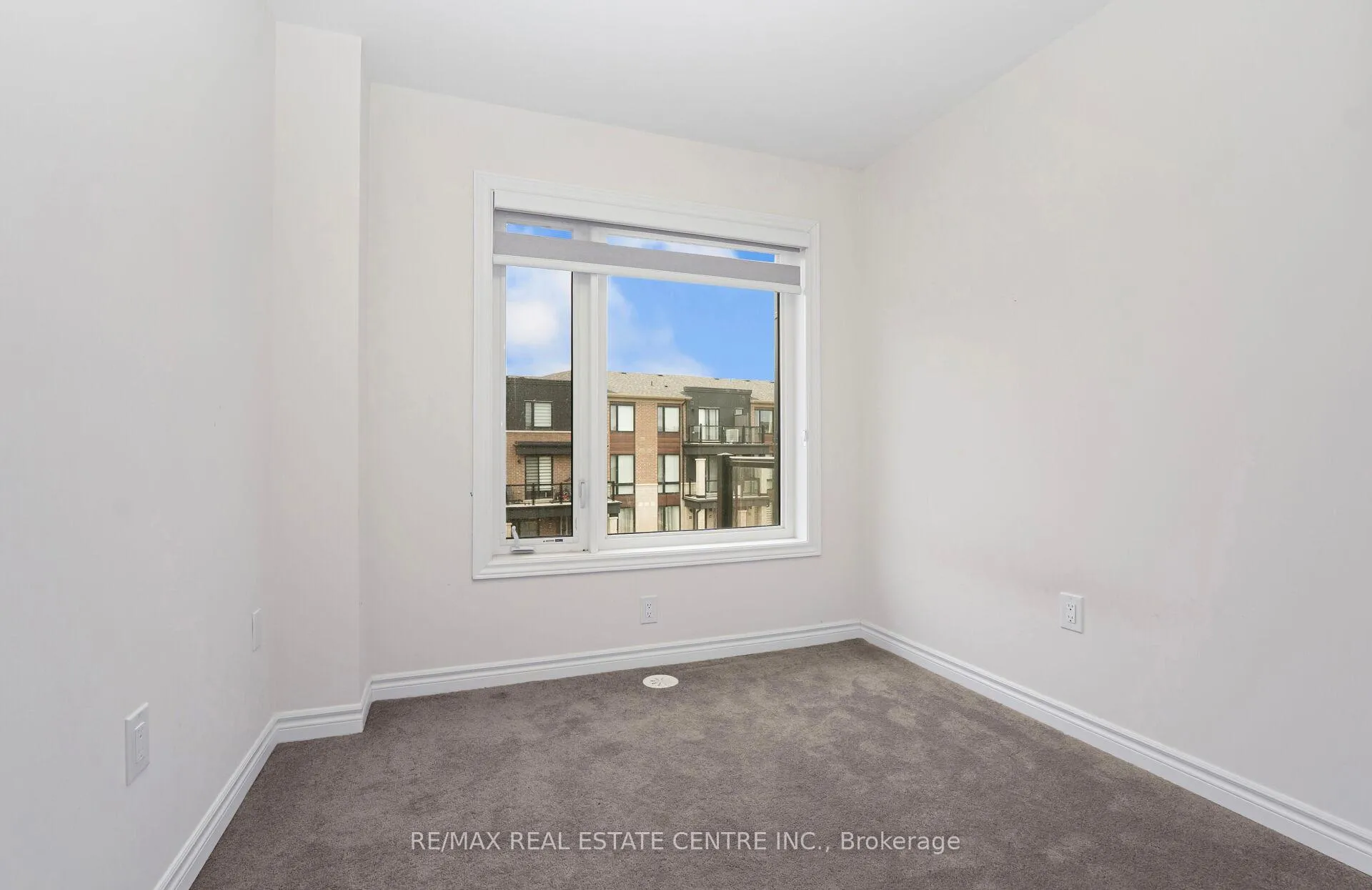 Photo 33 of Unit 43, 45 Knotsberry Circle, Brampton, Bram West — HOMEH