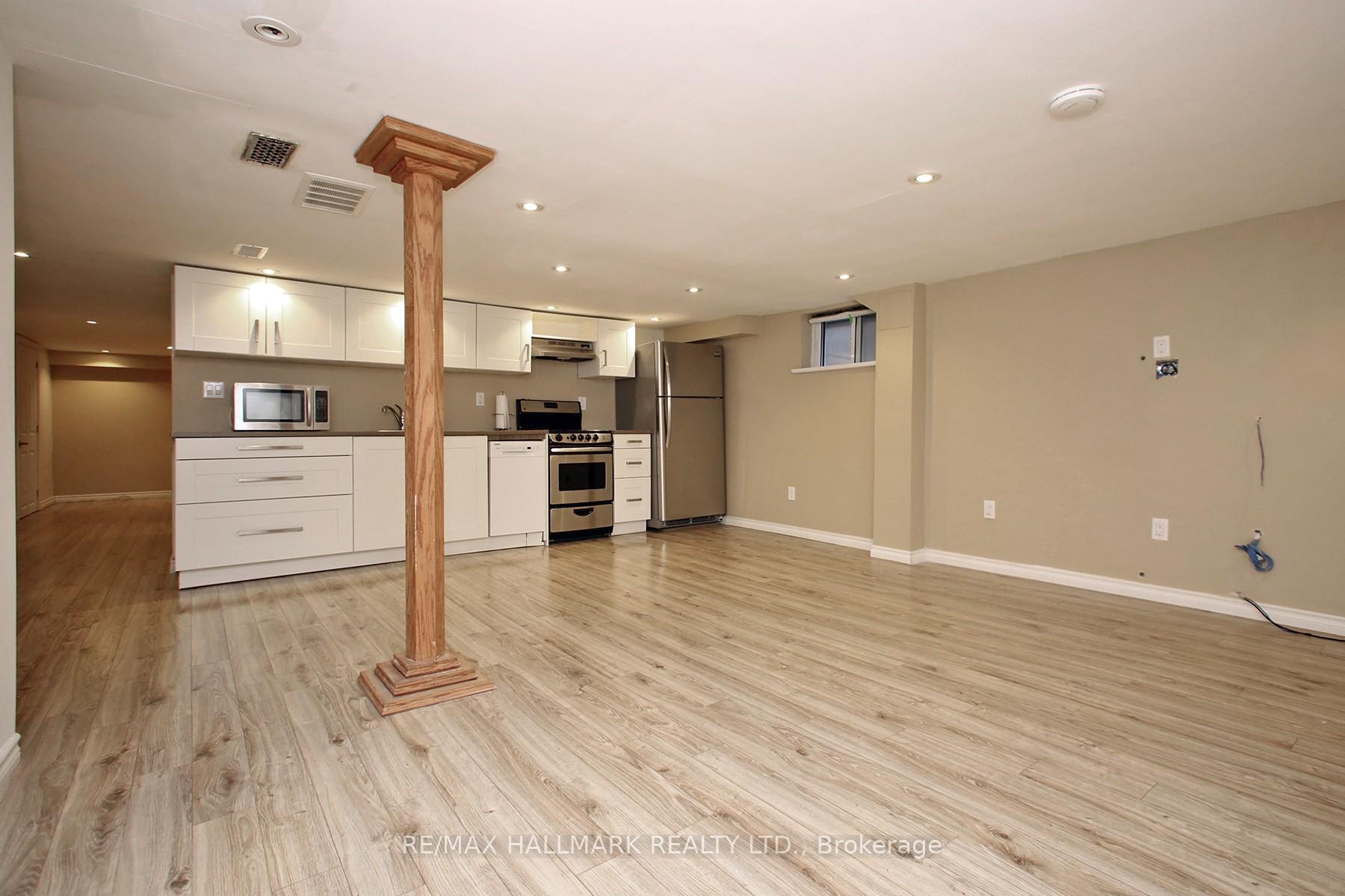 Photo 4 of 12 Elward Boulevard, Scarborough, Oakridge — HOMEH