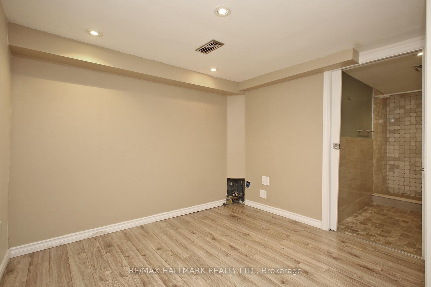 Photo 12 of 12 Elward Boulevard, Scarborough, Oakridge — HOMEH