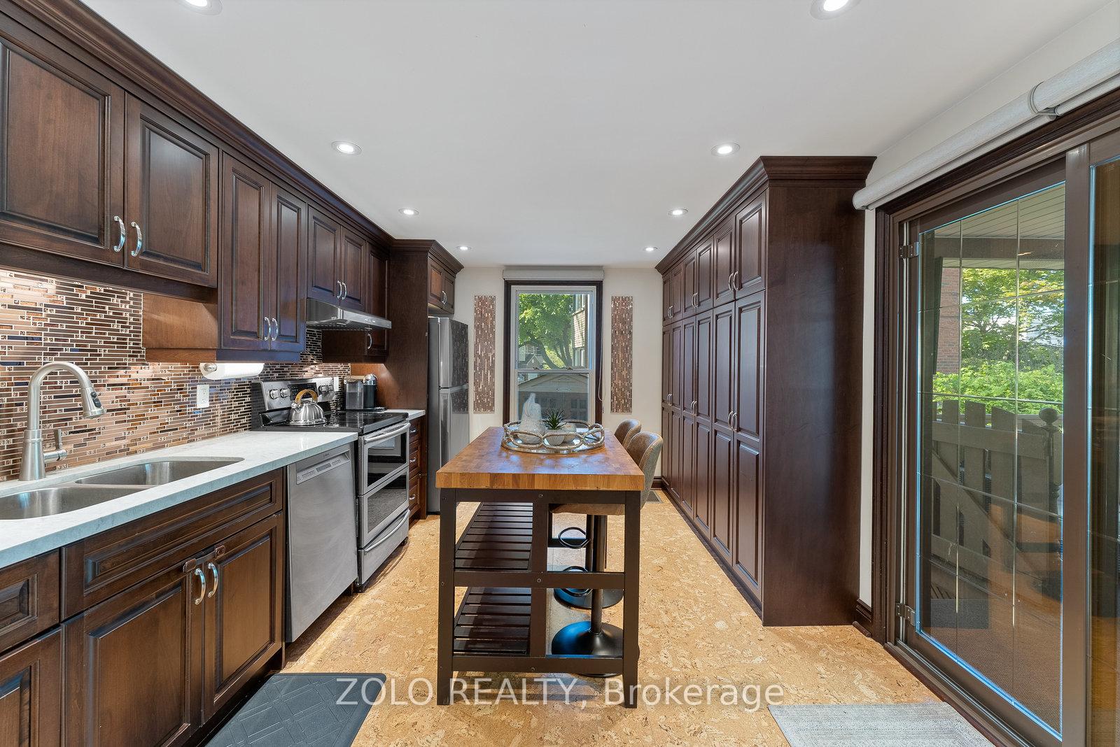 Photo 8 of 2 Natal Avenue, Scarborough, Birchcliffe-Cliffside — HOMEH