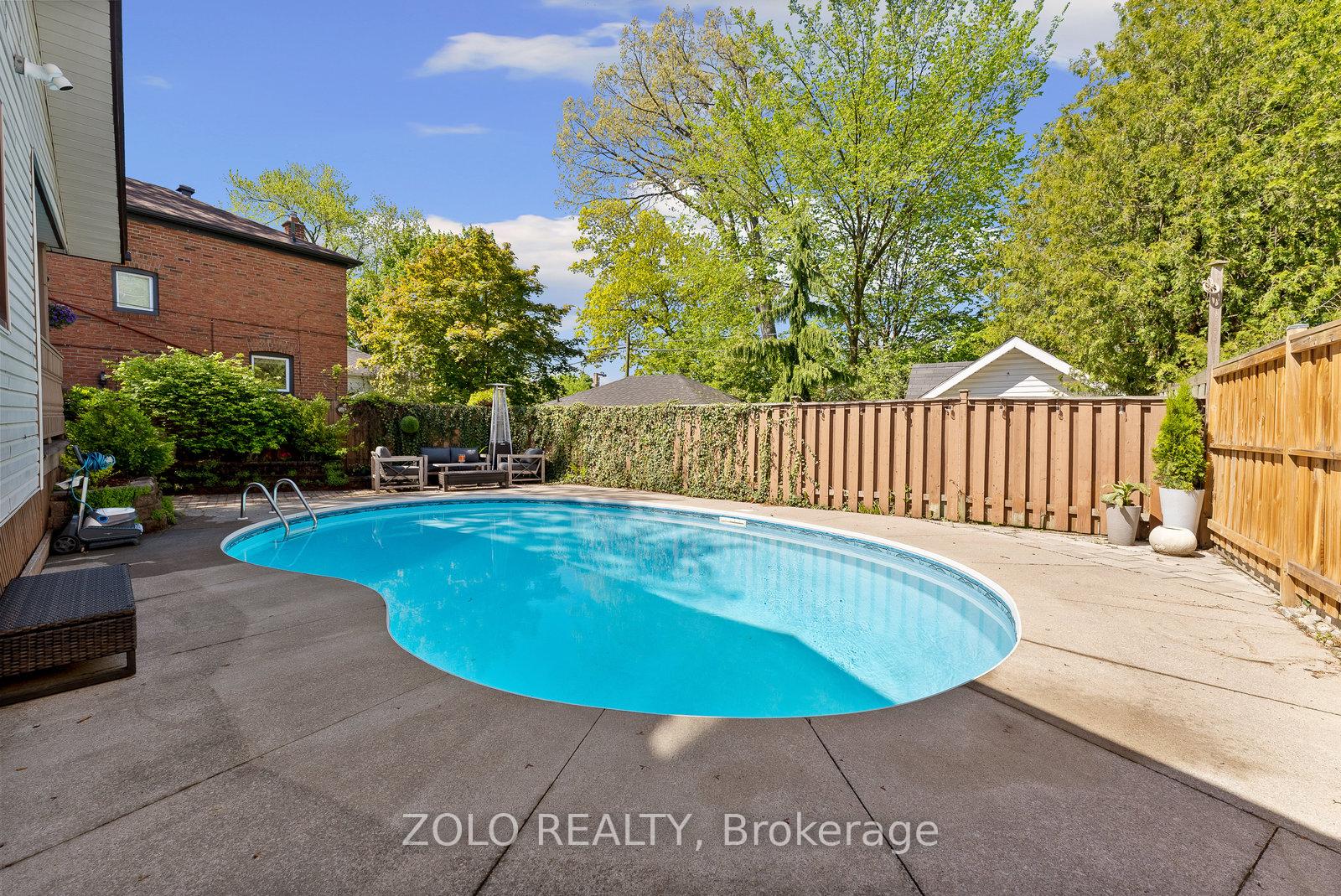 Photo 36 of 2 Natal Avenue, Scarborough, Birchcliffe-Cliffside — HOMEH
